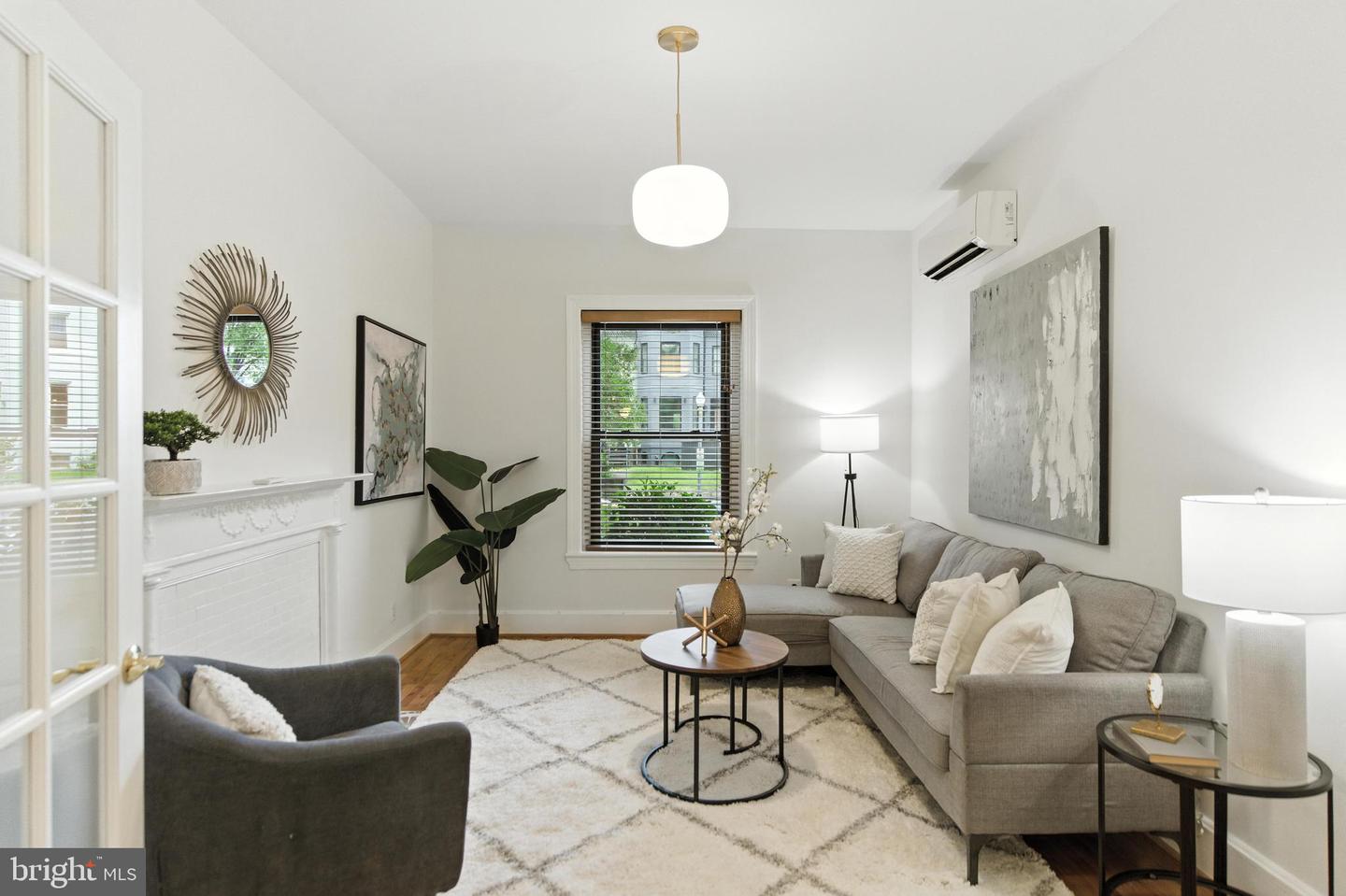 147 R ST NE #8, WASHINGTON, District Of Columbia 20002, 2 Bedrooms Bedrooms, ,2 BathroomsBathrooms,Residential,For sale,147 R ST NE #8,DCDC2195916 MLS # DCDC2195916