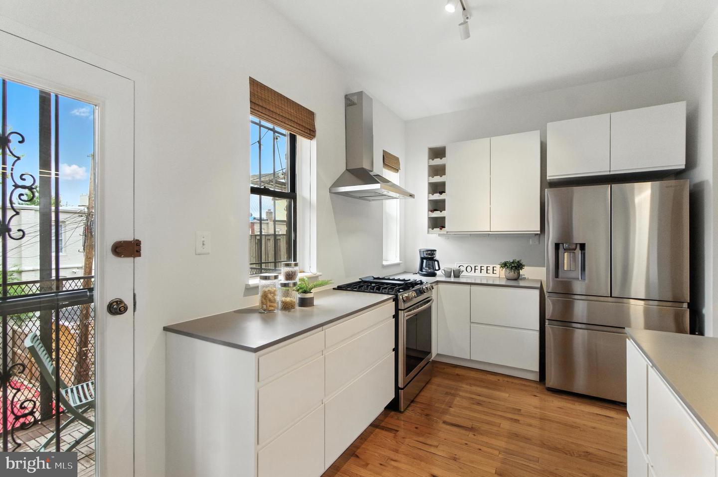 147 R ST NE #8, WASHINGTON, District Of Columbia 20002, 2 Bedrooms Bedrooms, ,2 BathroomsBathrooms,Residential,For sale,147 R ST NE #8,DCDC2195916 MLS # DCDC2195916