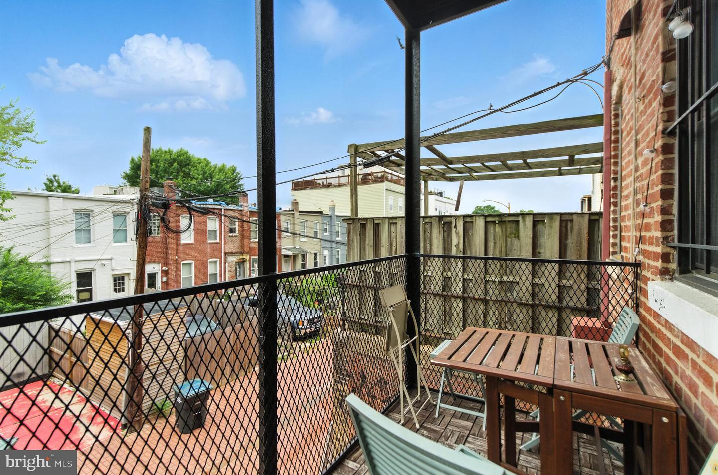 147 R ST NE #8, WASHINGTON, District Of Columbia 20002, 2 Bedrooms Bedrooms, ,2 BathroomsBathrooms,Residential,For sale,147 R ST NE #8,DCDC2195916 MLS # DCDC2195916