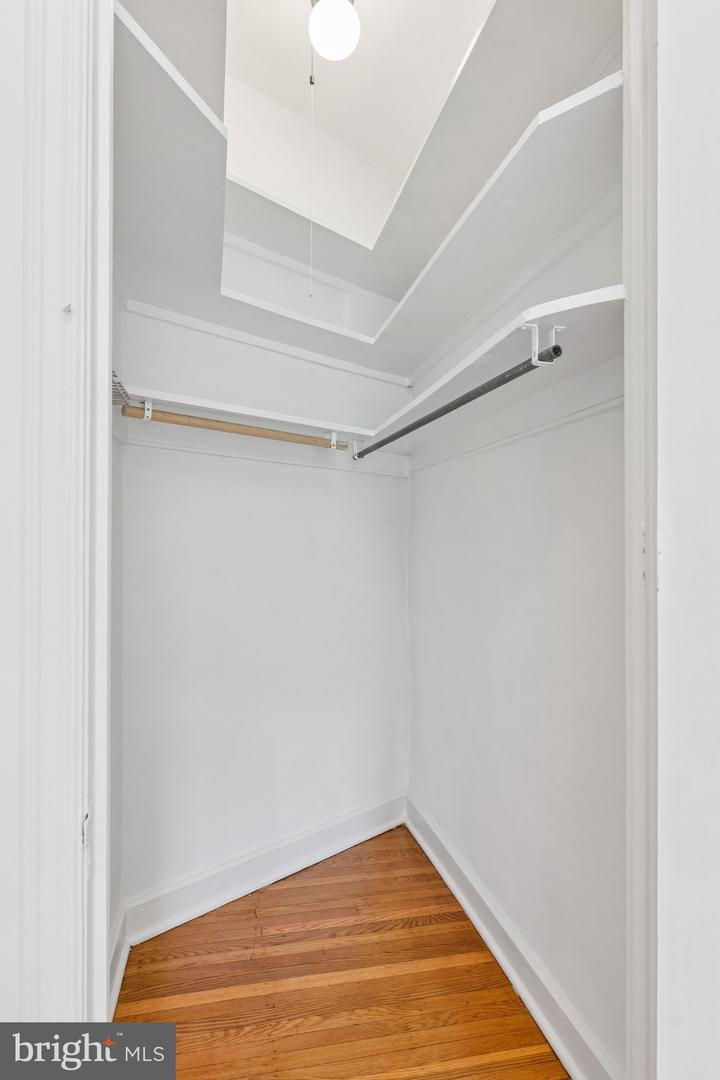 2039 NEW HAMPSHIRE AVE NW #104, WASHINGTON, District Of Columbia 20009, 1 Bedroom Bedrooms, 5 Rooms Rooms,1 BathroomBathrooms,Residential,For sale,2039 NEW HAMPSHIRE AVE NW #104,DCDC2197858 MLS # DCDC2197858