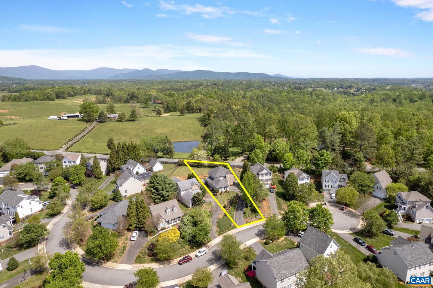 1365 AMBER RIDGE RD, CHARLOTTESVILLE, Virginia 22901, 4 Bedrooms Bedrooms, ,2 BathroomsBathrooms,Residential,For sale,1365 AMBER RIDGE RD,663926 MLS # 663926