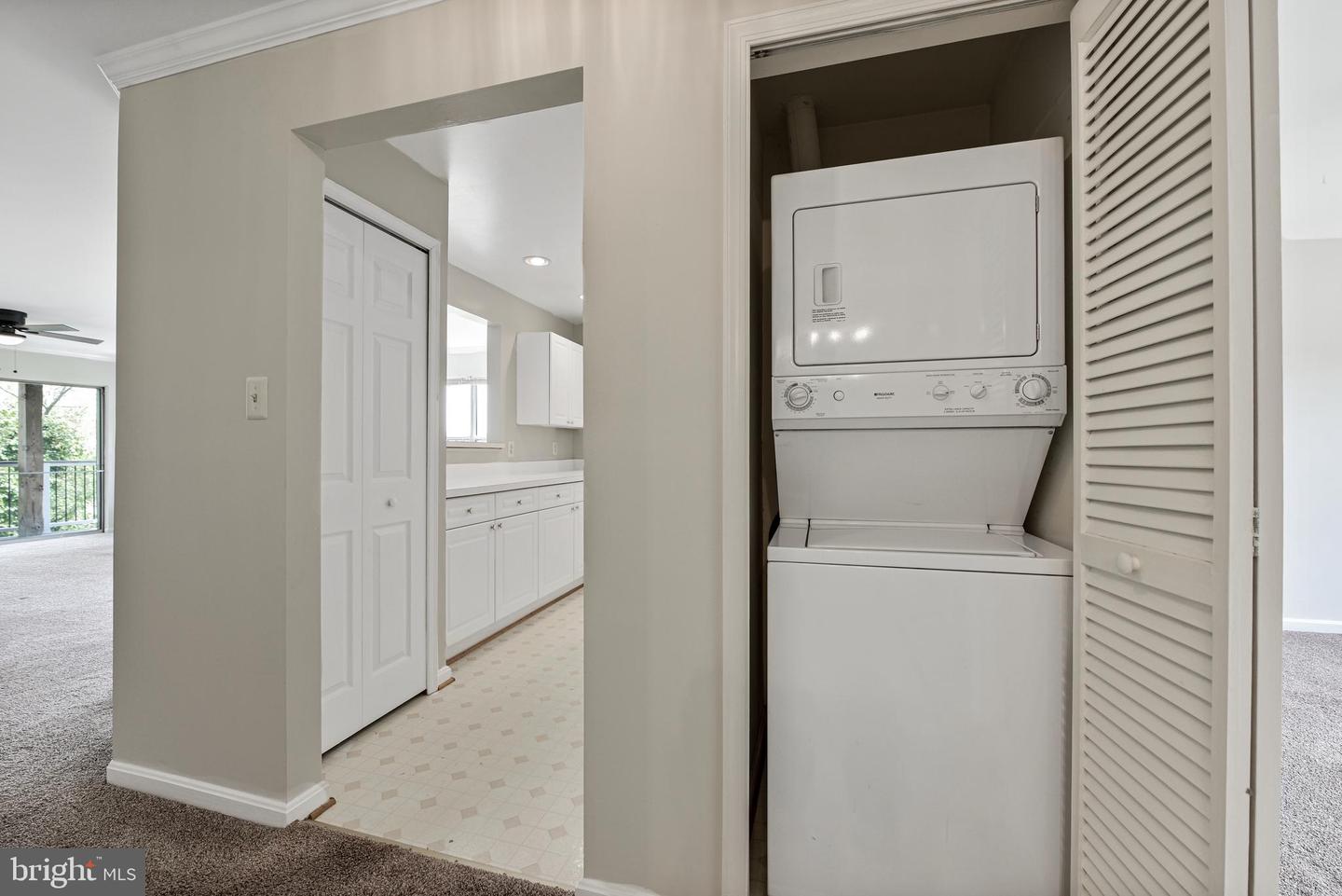 44086 NATALIE TER #202, ASHBURN, Virginia 20147, 2 Bedrooms Bedrooms, ,2 BathroomsBathrooms,Residential,For sale,44086 NATALIE TER #202,VALO2095610 MLS # VALO2095610