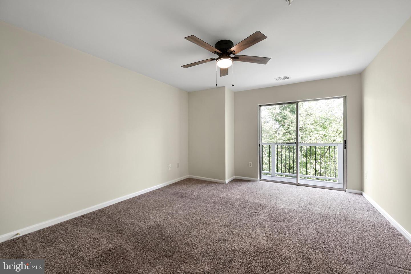 44086 NATALIE TER #202, ASHBURN, Virginia 20147, 2 Bedrooms Bedrooms, ,2 BathroomsBathrooms,Residential,For sale,44086 NATALIE TER #202,VALO2095610 MLS # VALO2095610