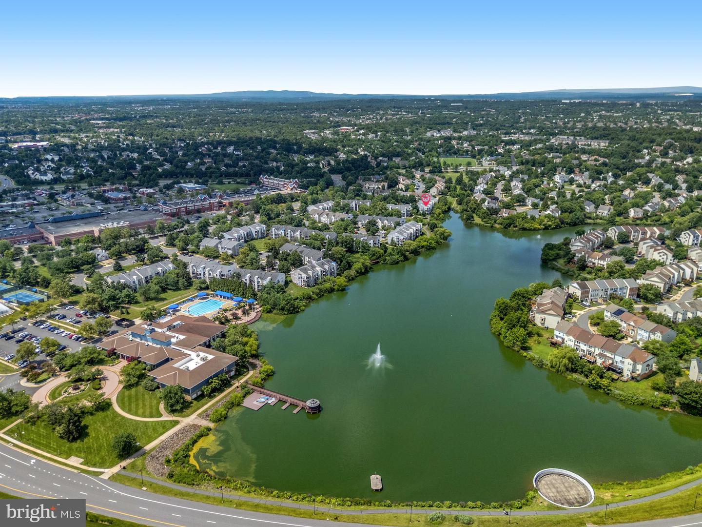 44086 NATALIE TER #202, ASHBURN, Virginia 20147, 2 Bedrooms Bedrooms, ,2 BathroomsBathrooms,Residential,For sale,44086 NATALIE TER #202,VALO2095610 MLS # VALO2095610