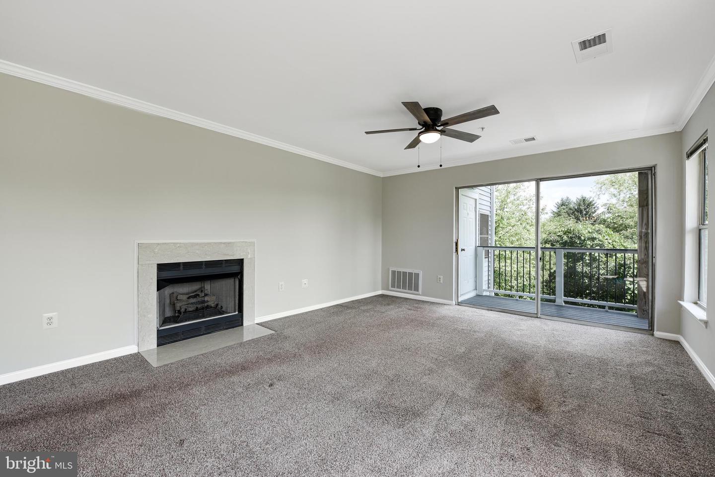 44086 NATALIE TER #202, ASHBURN, Virginia 20147, 2 Bedrooms Bedrooms, ,2 BathroomsBathrooms,Residential,For sale,44086 NATALIE TER #202,VALO2095610 MLS # VALO2095610