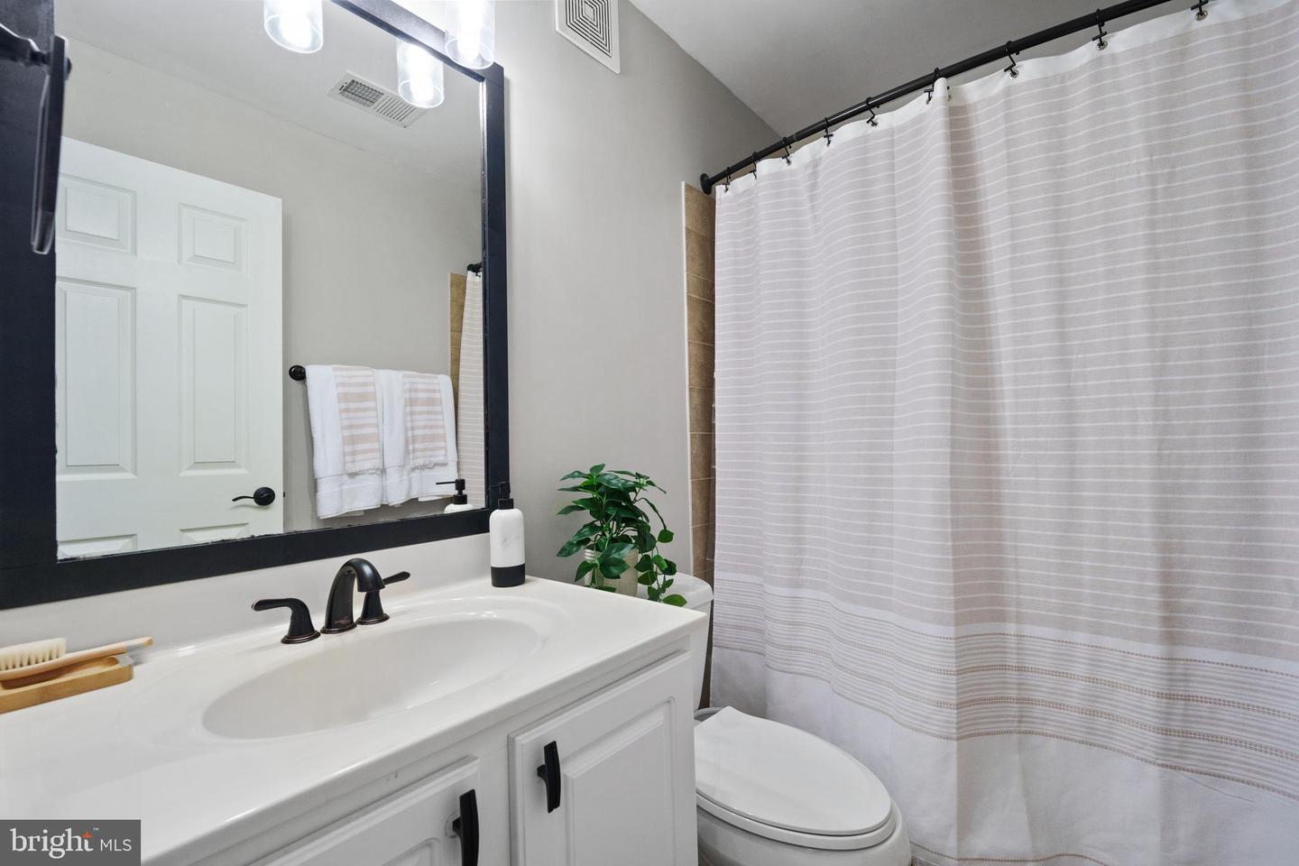 7135 HUNTLEY CREEK PL #55, ALEXANDRIA, Virginia 22306, 3 Bedrooms Bedrooms, ,2 BathroomsBathrooms,Residential,For sale,7135 HUNTLEY CREEK PL #55,VAFX2239314 MLS # VAFX2239314