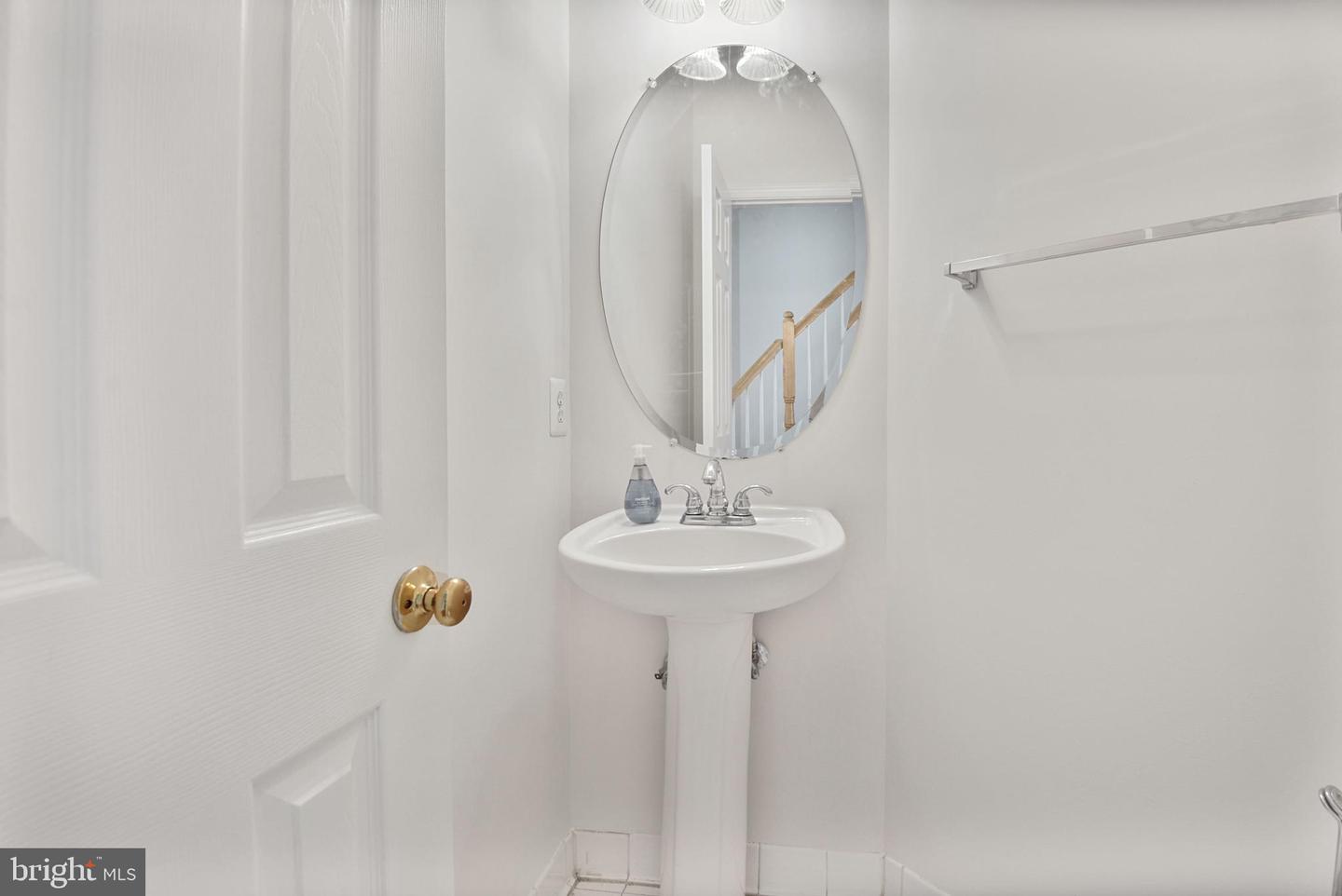 46245 MILTHORN TER, STERLING, Virginia 20165, 3 Bedrooms Bedrooms, ,2 BathroomsBathrooms,Residential,For sale,46245 MILTHORN TER,VALO2095856 MLS # VALO2095856