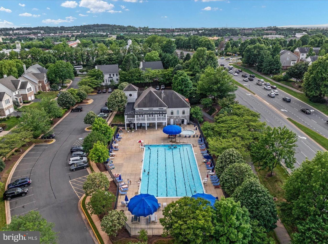 46245 MILTHORN TER, STERLING, Virginia 20165, 3 Bedrooms Bedrooms, ,2 BathroomsBathrooms,Residential,For sale,46245 MILTHORN TER,VALO2095856 MLS # VALO2095856