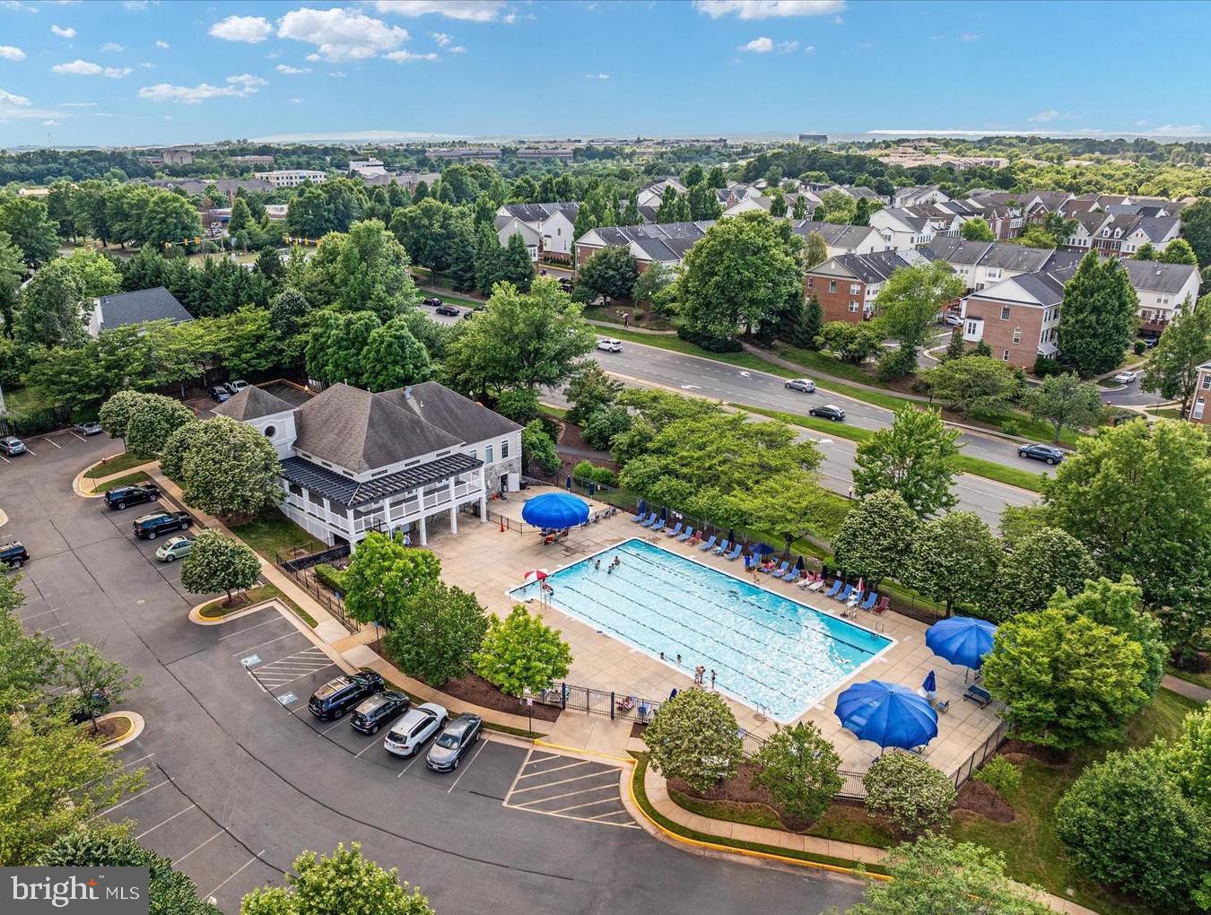 46245 MILTHORN TER, STERLING, Virginia 20165, 3 Bedrooms Bedrooms, ,2 BathroomsBathrooms,Residential,For sale,46245 MILTHORN TER,VALO2095856 MLS # VALO2095856