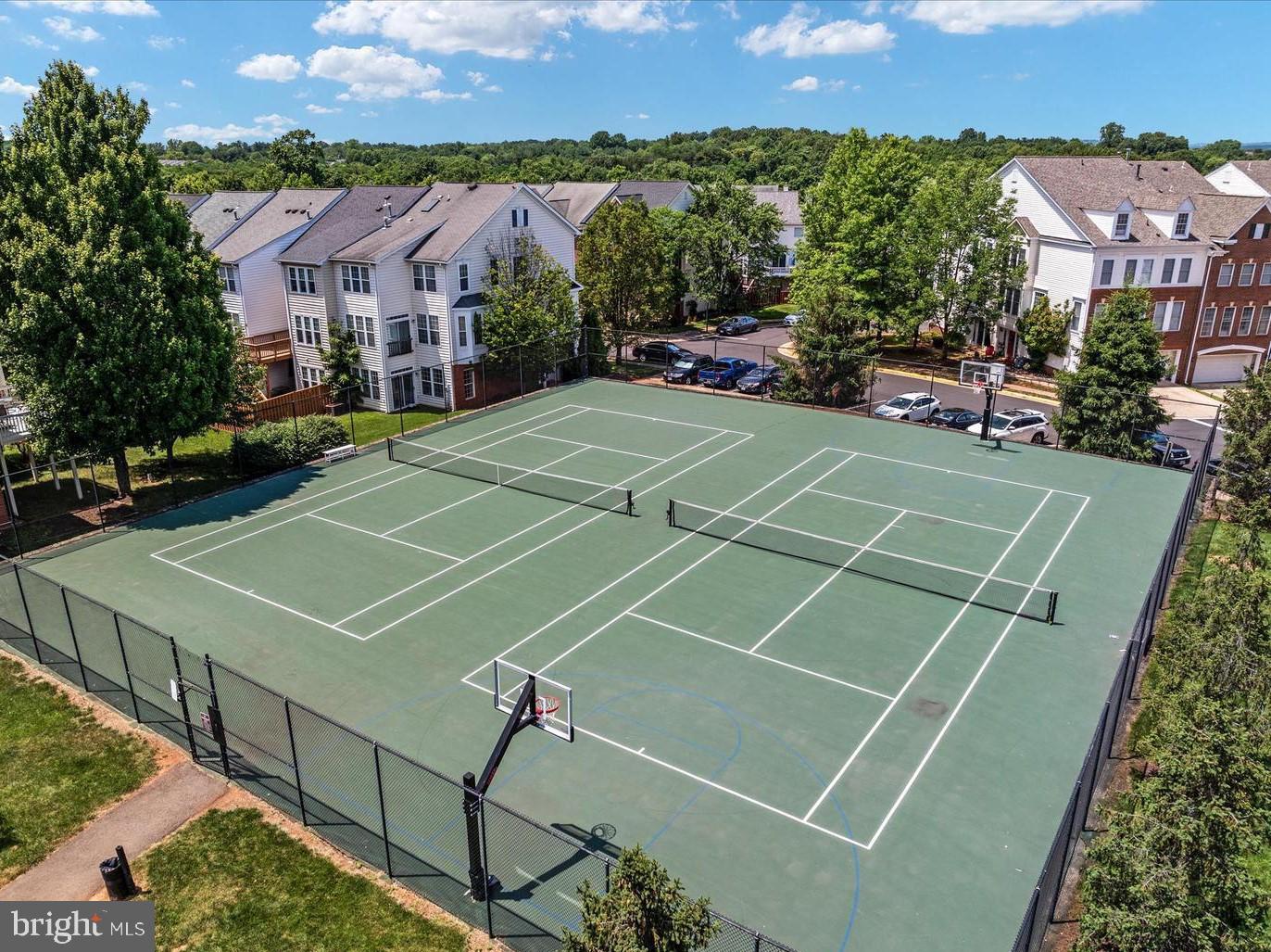 46245 MILTHORN TER, STERLING, Virginia 20165, 3 Bedrooms Bedrooms, ,2 BathroomsBathrooms,Residential,For sale,46245 MILTHORN TER,VALO2095856 MLS # VALO2095856