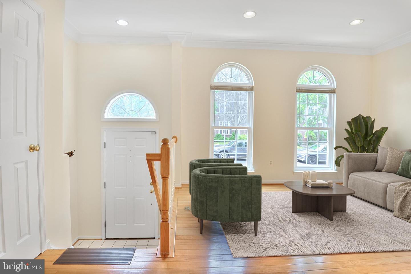 46245 MILTHORN TER, STERLING, Virginia 20165, 3 Bedrooms Bedrooms, ,2 BathroomsBathrooms,Residential,For sale,46245 MILTHORN TER,VALO2095856 MLS # VALO2095856