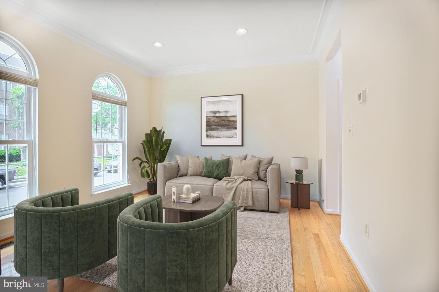 46245 MILTHORN TER, STERLING, Virginia 20165, 3 Bedrooms Bedrooms, ,2 BathroomsBathrooms,Residential,For sale,46245 MILTHORN TER,VALO2095856 MLS # VALO2095856