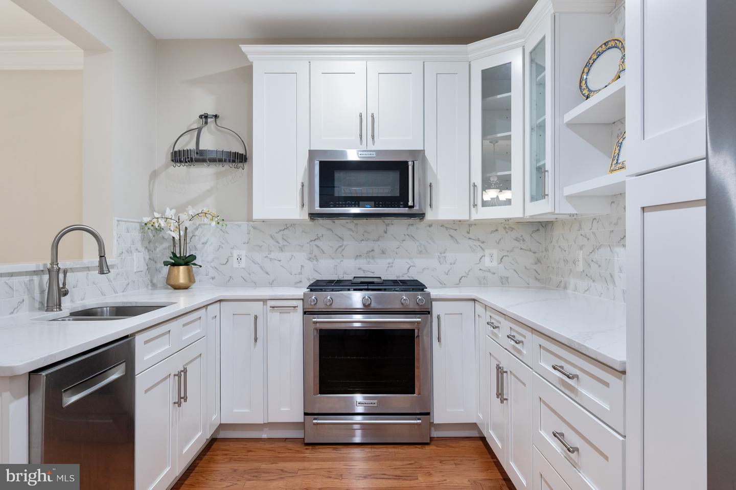 7055 HERITAGE HUNT DR #207, GAINESVILLE, Virginia 20155, 2 Bedrooms Bedrooms, ,2 BathroomsBathrooms,Residential,For sale,7055 HERITAGE HUNT DR #207,VAPW2094288 MLS # VAPW2094288