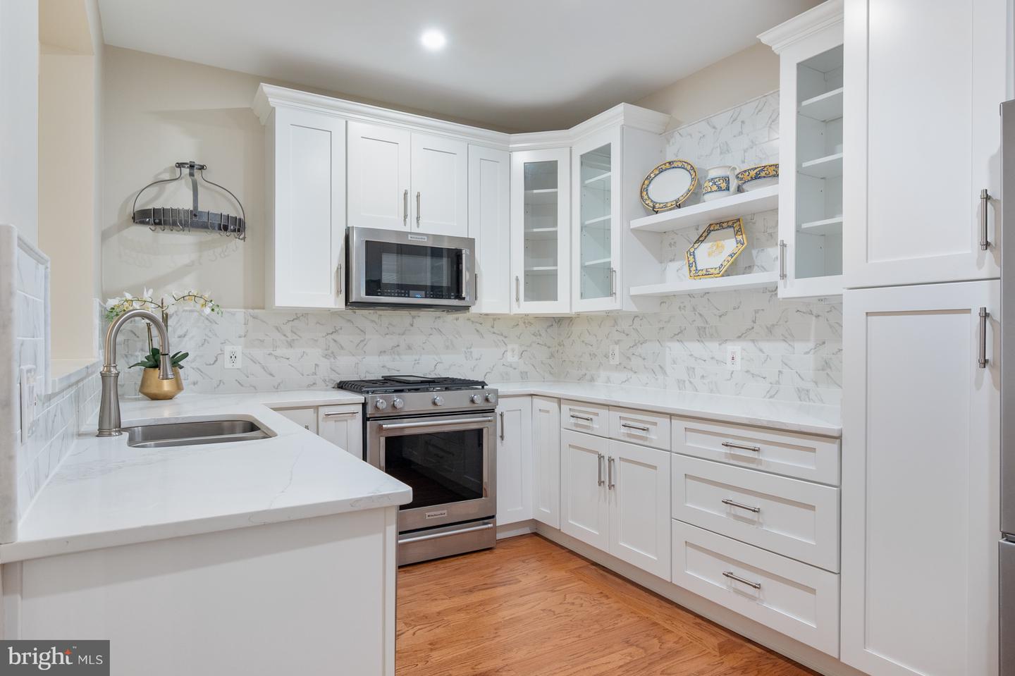 7055 HERITAGE HUNT DR #207, GAINESVILLE, Virginia 20155, 2 Bedrooms Bedrooms, ,2 BathroomsBathrooms,Residential,For sale,7055 HERITAGE HUNT DR #207,VAPW2094288 MLS # VAPW2094288