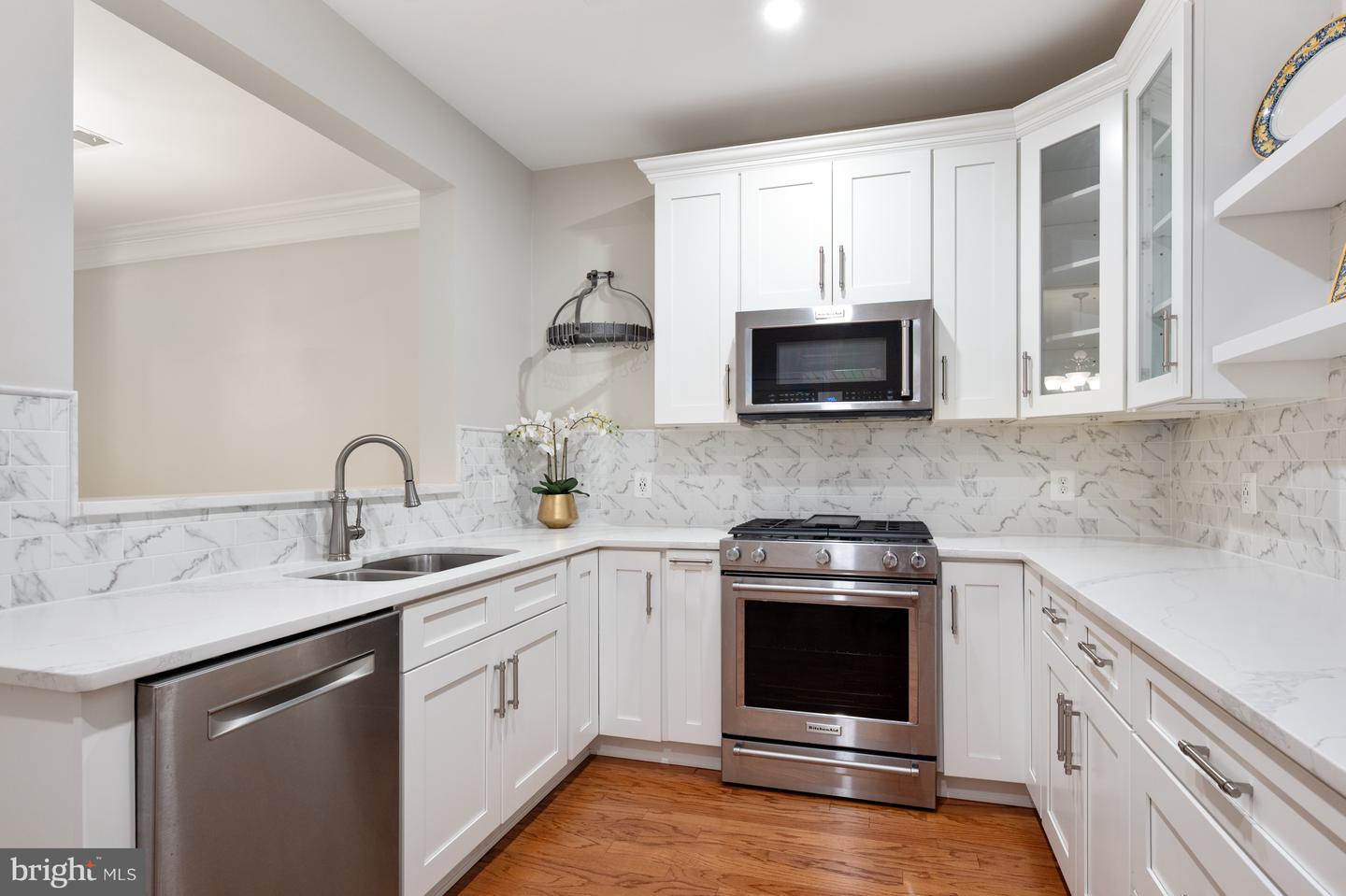 7055 HERITAGE HUNT DR #207, GAINESVILLE, Virginia 20155, 2 Bedrooms Bedrooms, ,2 BathroomsBathrooms,Residential,For sale,7055 HERITAGE HUNT DR #207,VAPW2094288 MLS # VAPW2094288