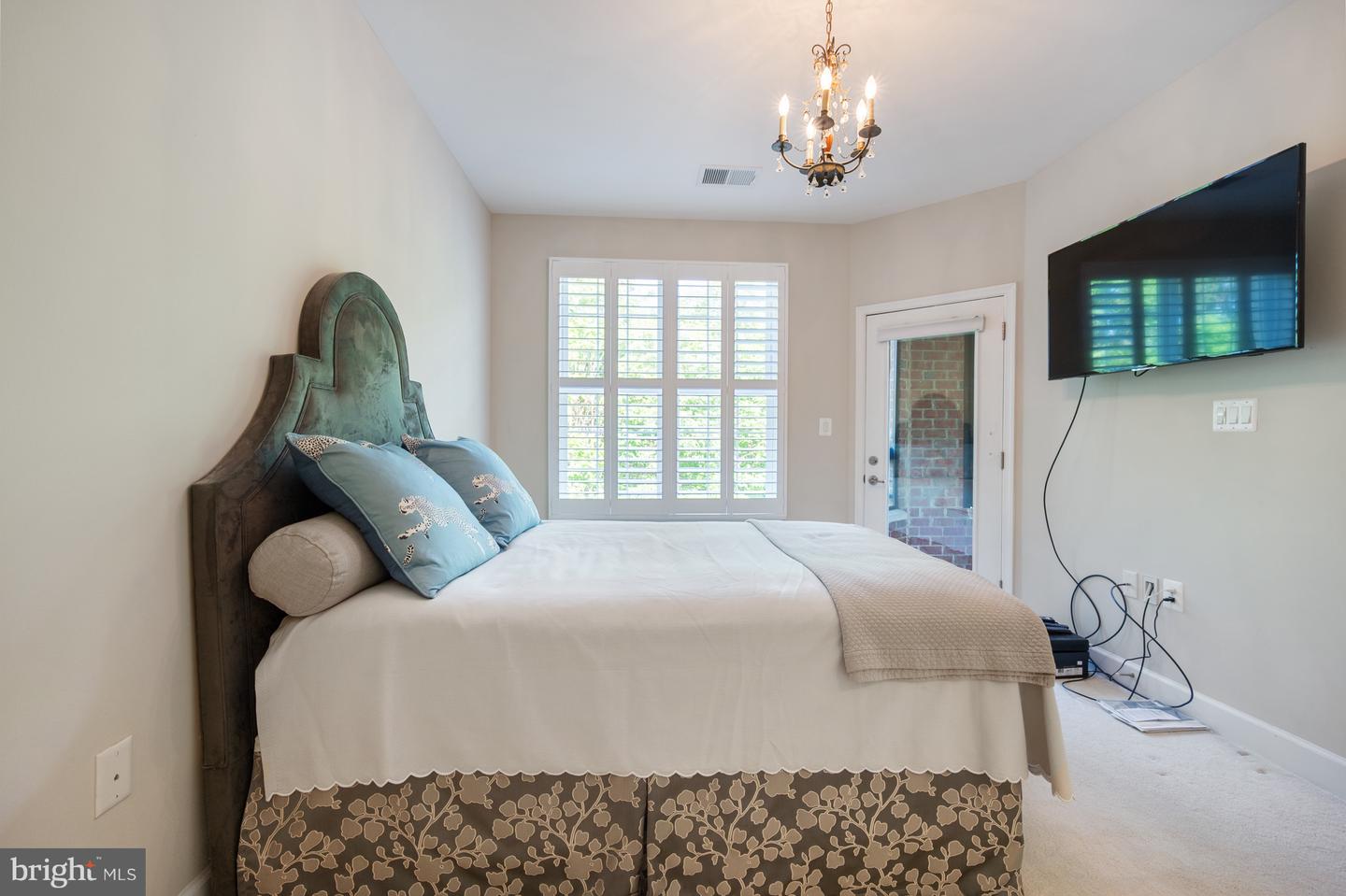 7055 HERITAGE HUNT DR #207, GAINESVILLE, Virginia 20155, 2 Bedrooms Bedrooms, ,2 BathroomsBathrooms,Residential,For sale,7055 HERITAGE HUNT DR #207,VAPW2094288 MLS # VAPW2094288