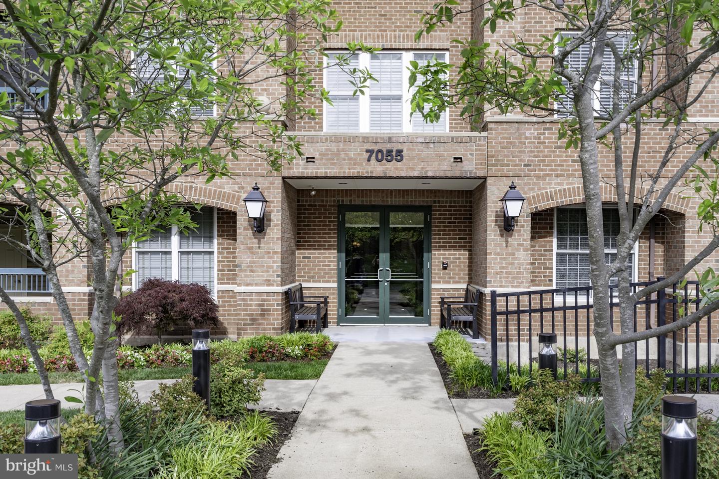 7055 HERITAGE HUNT DR #207, GAINESVILLE, Virginia 20155, 2 Bedrooms Bedrooms, ,2 BathroomsBathrooms,Residential,For sale,7055 HERITAGE HUNT DR #207,VAPW2094288 MLS # VAPW2094288