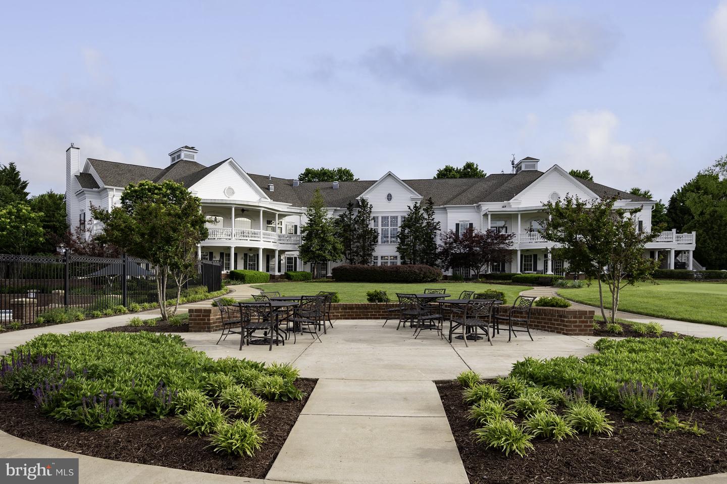 7055 HERITAGE HUNT DR #207, GAINESVILLE, Virginia 20155, 2 Bedrooms Bedrooms, ,2 BathroomsBathrooms,Residential,For sale,7055 HERITAGE HUNT DR #207,VAPW2094288 MLS # VAPW2094288