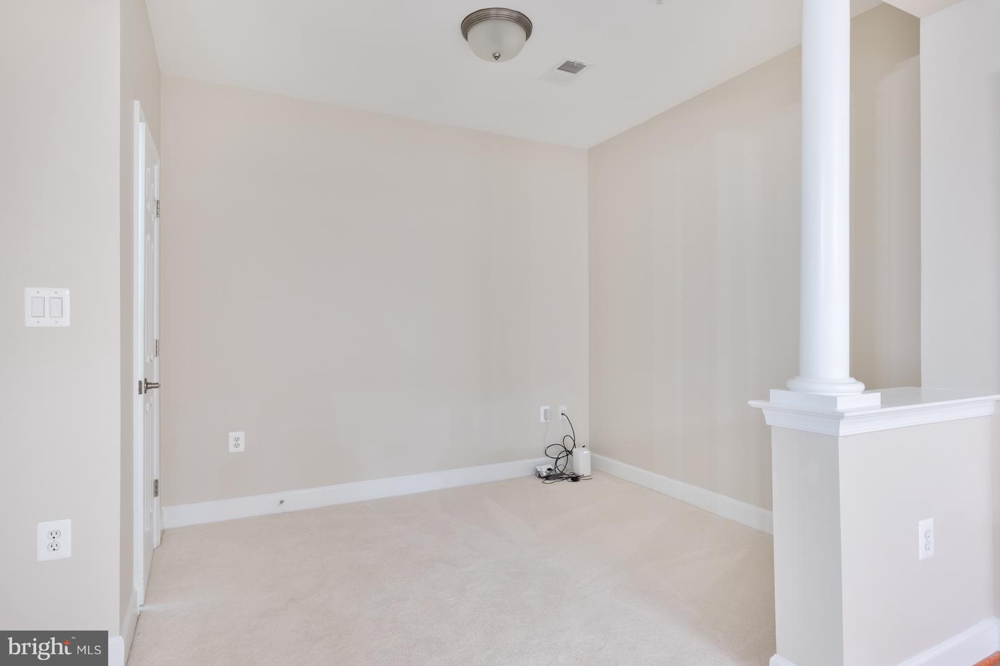 7055 HERITAGE HUNT DR #207, GAINESVILLE, Virginia 20155, 2 Bedrooms Bedrooms, ,2 BathroomsBathrooms,Residential,For sale,7055 HERITAGE HUNT DR #207,VAPW2094288 MLS # VAPW2094288