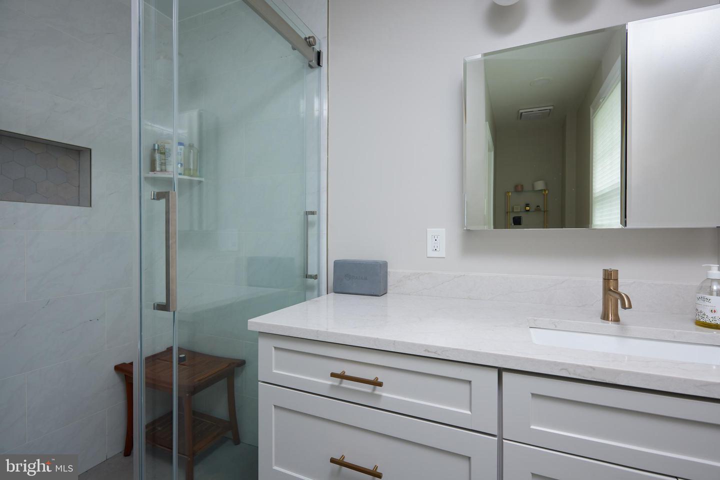4826 BUTTERWORTH PL NW, WASHINGTON, District Of Columbia 20016, 3 Bedrooms Bedrooms, ,2 BathroomsBathrooms,Residential,For sale,4826 BUTTERWORTH PL NW,DCDC2199840 MLS # DCDC2199840