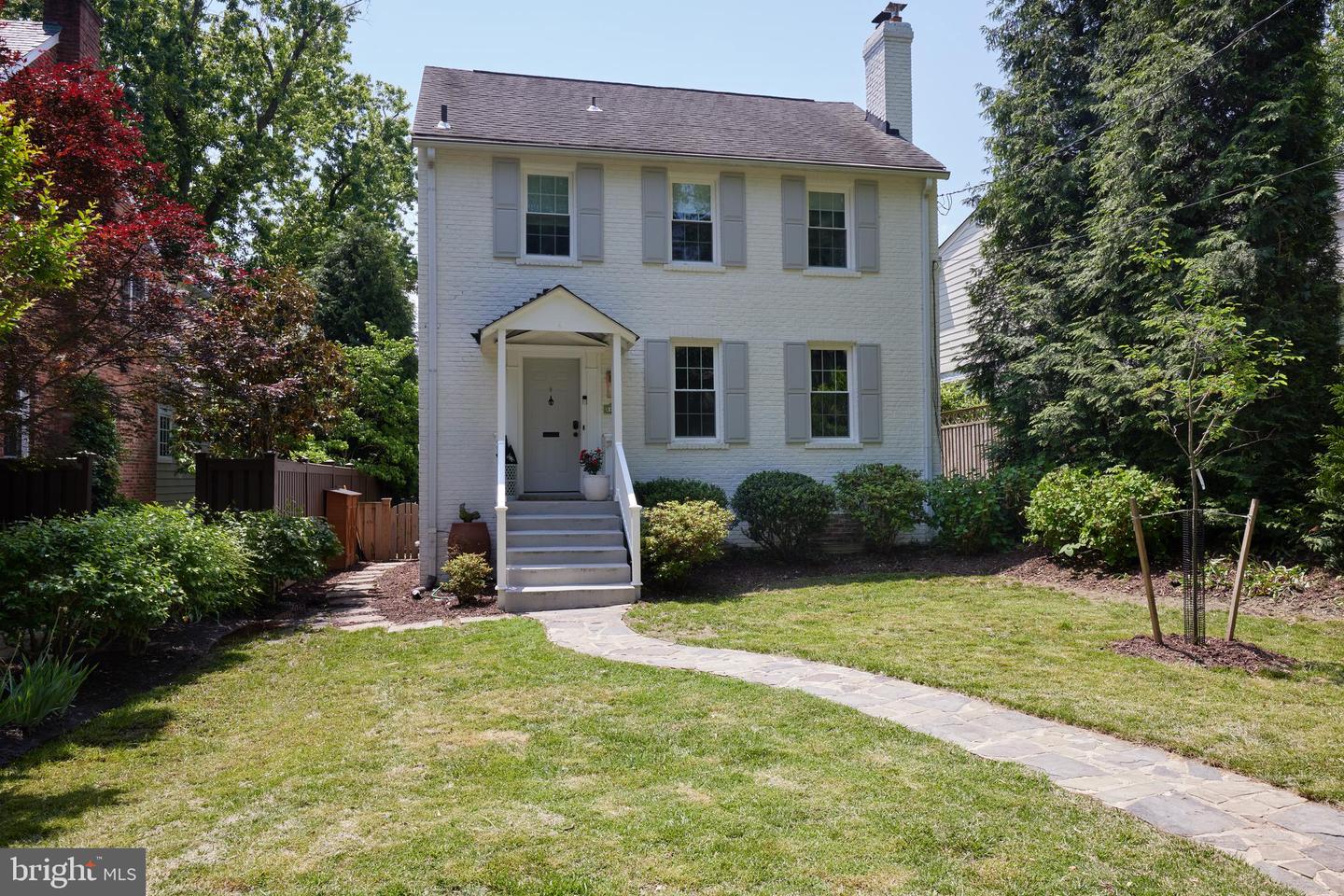 4826 BUTTERWORTH PL NW, WASHINGTON, District Of Columbia 20016, 3 Bedrooms Bedrooms, ,2 BathroomsBathrooms,Residential,For sale,4826 BUTTERWORTH PL NW,DCDC2199840 MLS # DCDC2199840