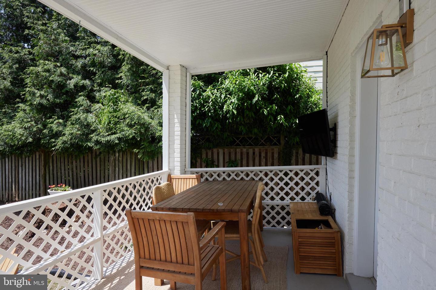 4826 BUTTERWORTH PL NW, WASHINGTON, District Of Columbia 20016, 3 Bedrooms Bedrooms, ,2 BathroomsBathrooms,Residential,For sale,4826 BUTTERWORTH PL NW,DCDC2199840 MLS # DCDC2199840