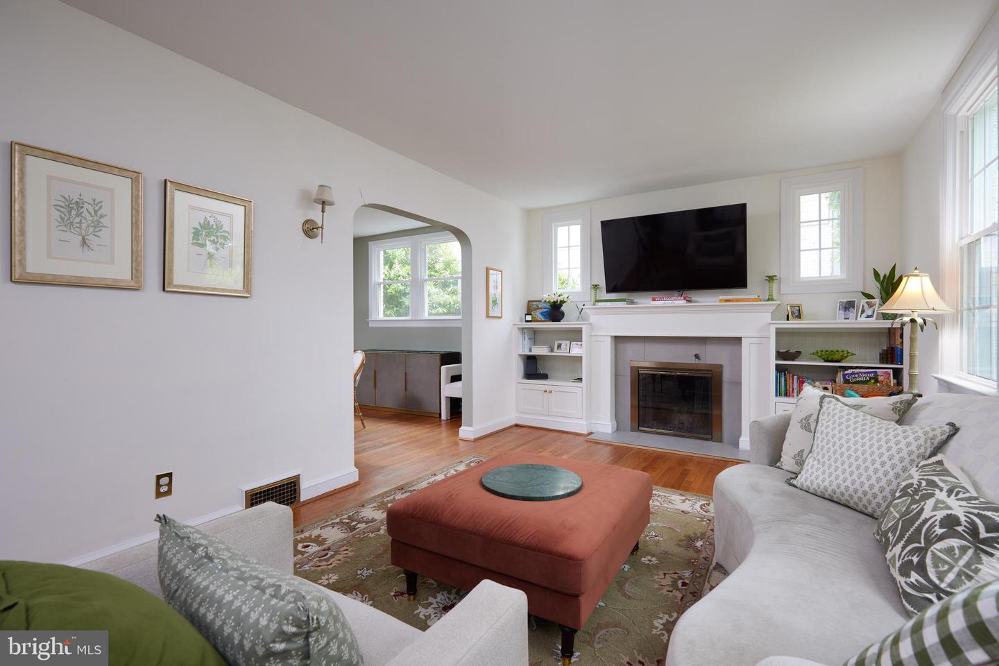 4826 BUTTERWORTH PL NW, WASHINGTON, District Of Columbia 20016, 3 Bedrooms Bedrooms, ,2 BathroomsBathrooms,Residential,For sale,4826 BUTTERWORTH PL NW,DCDC2199840 MLS # DCDC2199840