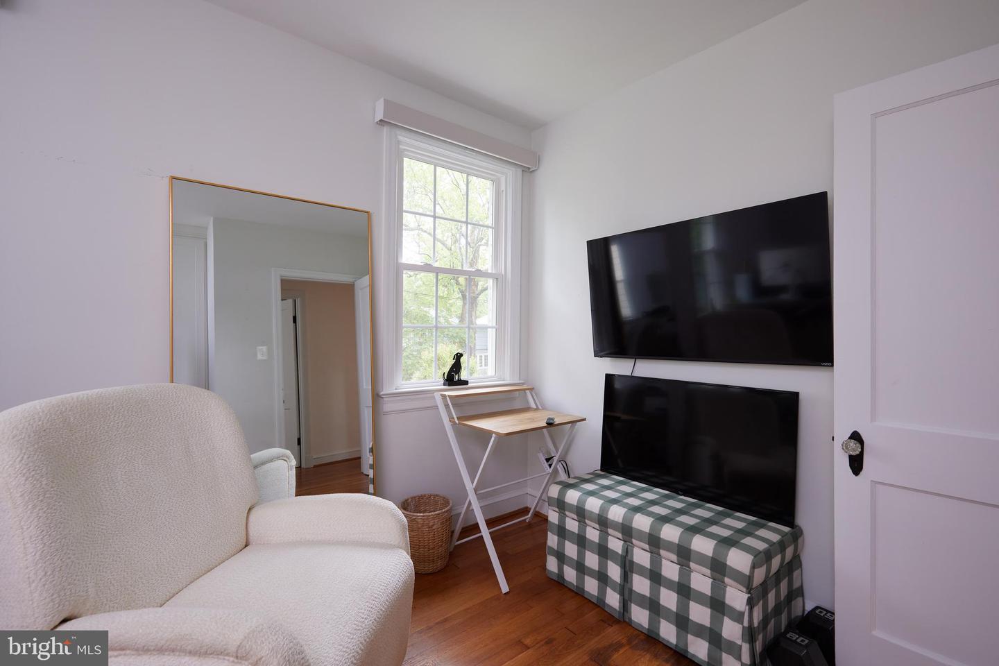 4826 BUTTERWORTH PL NW, WASHINGTON, District Of Columbia 20016, 3 Bedrooms Bedrooms, ,2 BathroomsBathrooms,Residential,For sale,4826 BUTTERWORTH PL NW,DCDC2199840 MLS # DCDC2199840