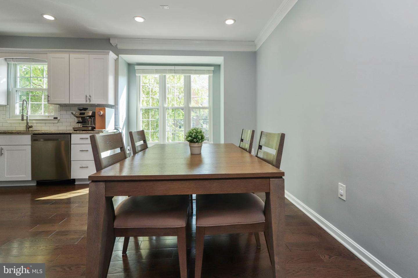 2431 CLOVER FIELD CIR, HERNDON, Virginia 20171, 3 Bedrooms Bedrooms, ,2 BathroomsBathrooms,Residential,For sale,2431 CLOVER FIELD CIR,VAFX2240234 MLS # VAFX2240234