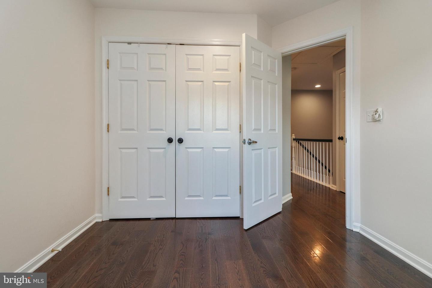 2431 CLOVER FIELD CIR, HERNDON, Virginia 20171, 3 Bedrooms Bedrooms, ,2 BathroomsBathrooms,Residential,For sale,2431 CLOVER FIELD CIR,VAFX2240234 MLS # VAFX2240234