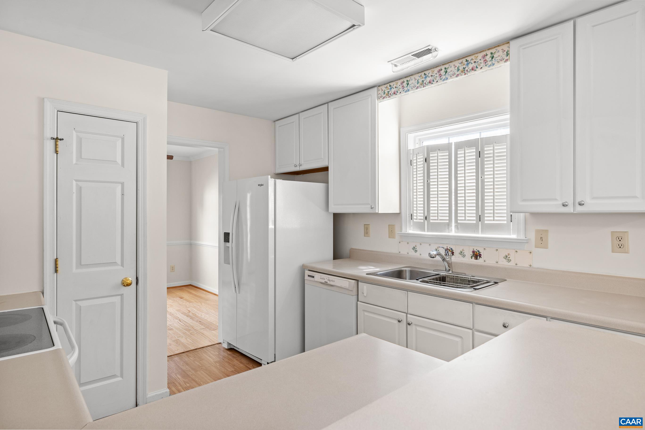 2040 WHISPERING WOODS DR, CHARLOTTESVILLE, Virginia 22911, 4 Bedrooms Bedrooms, ,2 BathroomsBathrooms,Residential,2040 WHISPERING WOODS DR,666671 MLS # 666671
