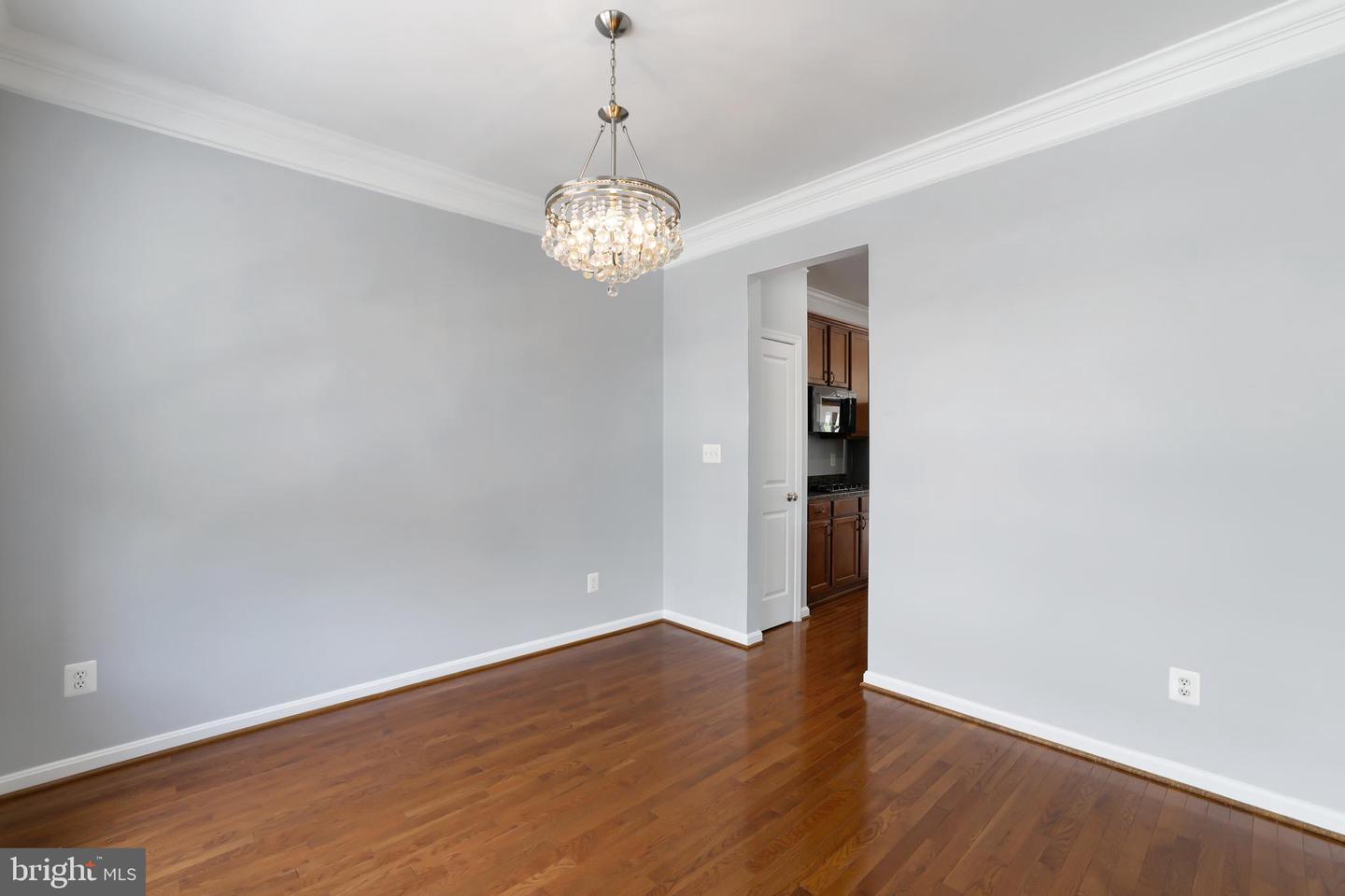 23462 TWIN FALLS TER, ASHBURN, Virginia 20148, 4 Bedrooms Bedrooms, ,3 BathroomsBathrooms,Residential,For sale,23462 TWIN FALLS TER,VALO2097148 MLS # VALO2097148