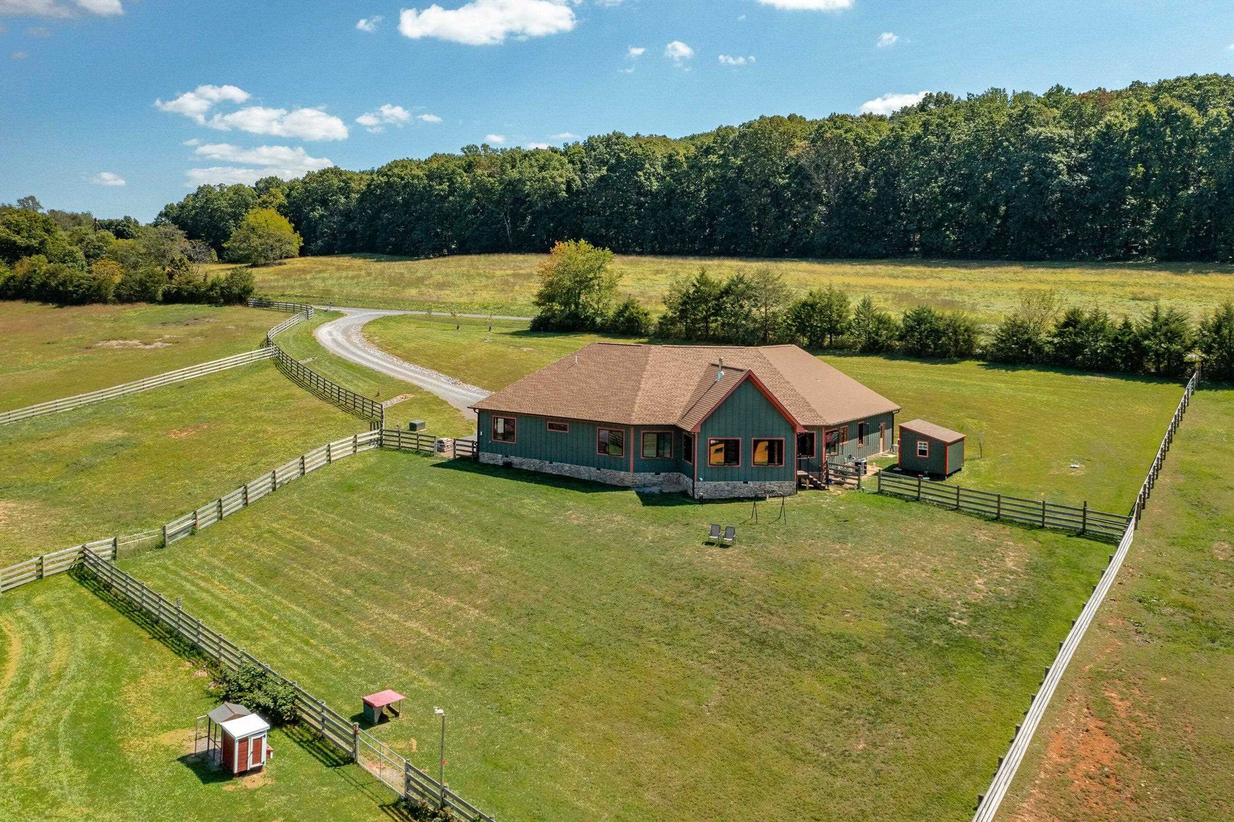 This property is a dazzling work of art wrought by a lifelong horsewoman and equine artist.