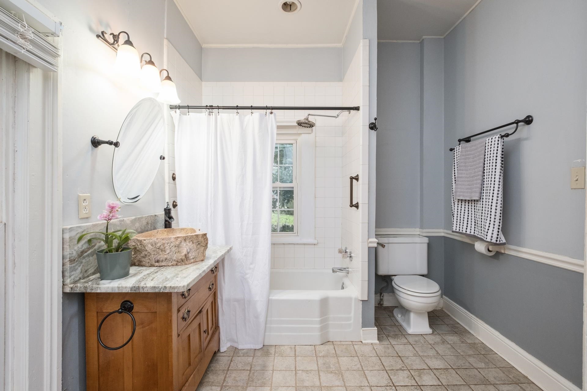 20 BAGBY ST, STAUNTON, Virginia 24401, 2 Bedrooms Bedrooms, ,1 BathroomBathrooms,Residential,20 BAGBY ST,666713 MLS # 666713