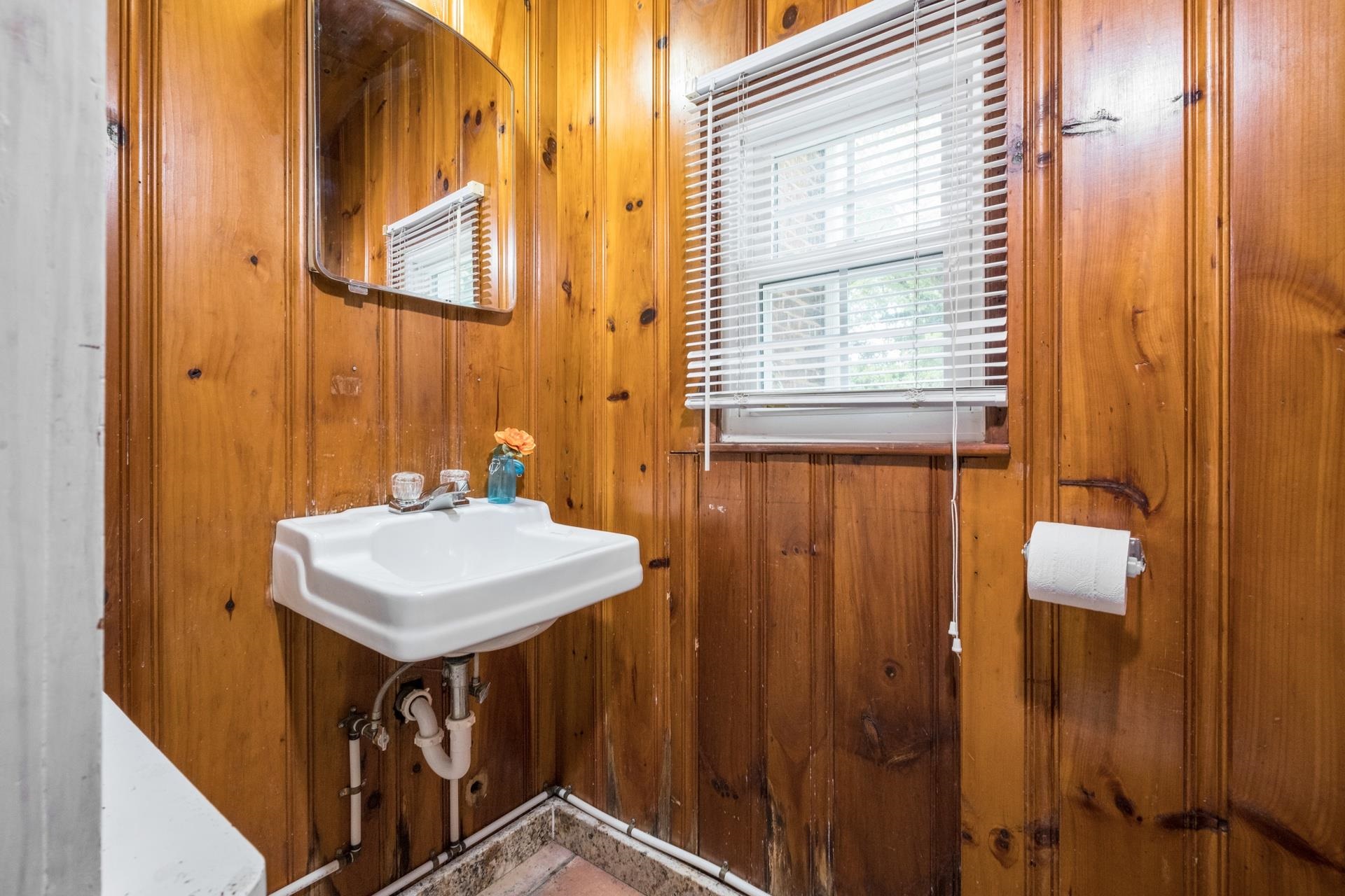 20 BAGBY ST, STAUNTON, Virginia 24401, 2 Bedrooms Bedrooms, ,1 BathroomBathrooms,Residential,20 BAGBY ST,666713 MLS # 666713