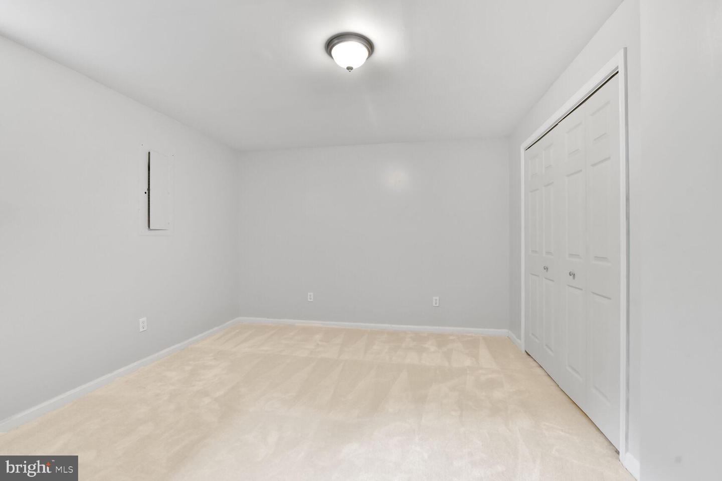3414 HIDDEN MEADOW DR, FAIRFAX, Virginia 22033, 4 Bedrooms Bedrooms, ,4 BathroomsBathrooms,Residential,For sale,3414 HIDDEN MEADOW DR,VAFX2241774 MLS # VAFX2241774