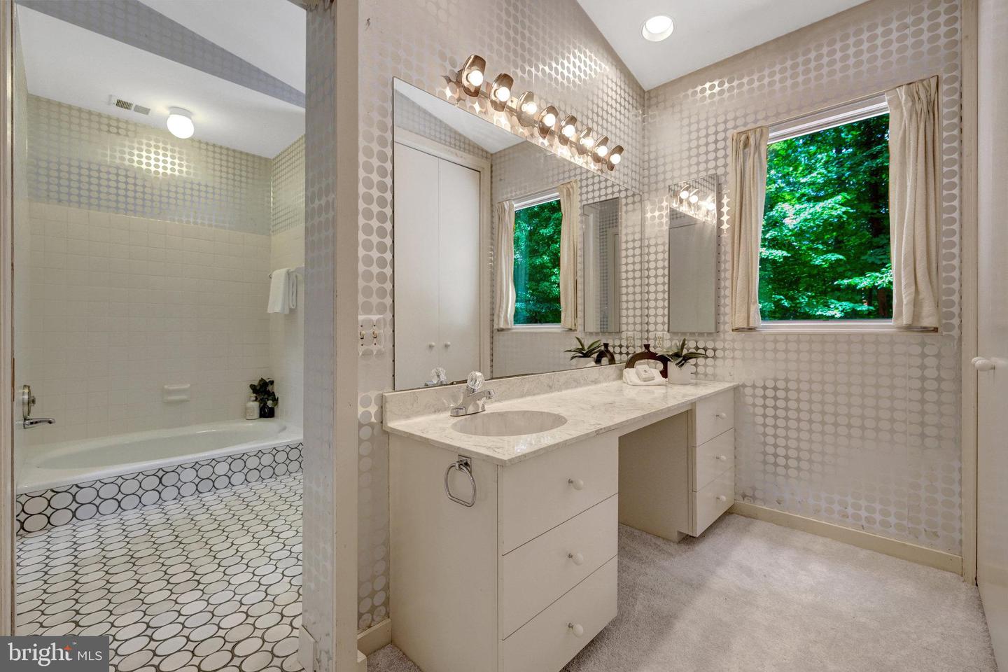 3520 GLENBROOK RD, FAIRFAX, Virginia 22031, 4 Bedrooms Bedrooms, ,3 BathroomsBathrooms,Residential,For sale,3520 GLENBROOK RD,VAFX2242138 MLS # VAFX2242138