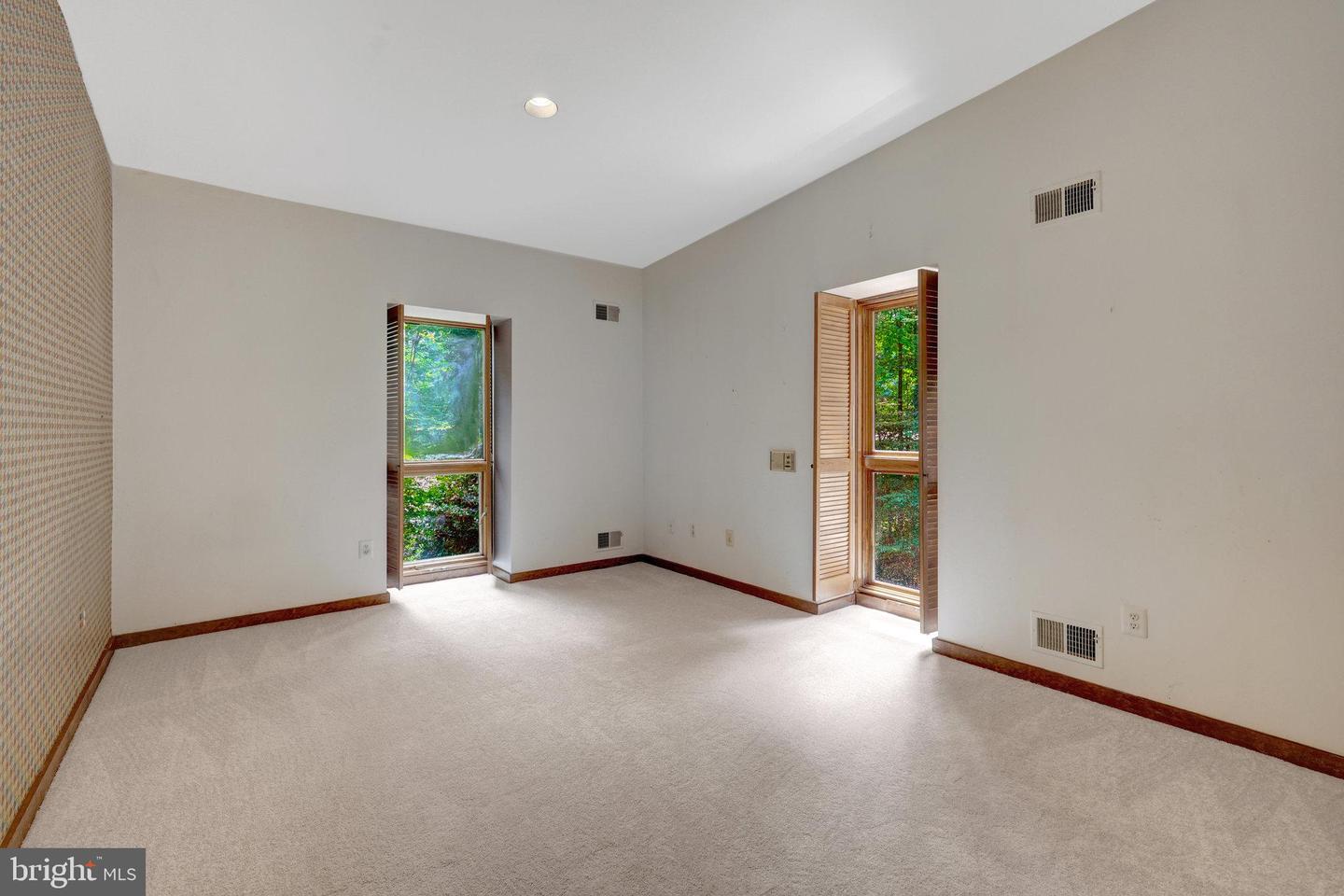 3520 GLENBROOK RD, FAIRFAX, Virginia 22031, 4 Bedrooms Bedrooms, ,3 BathroomsBathrooms,Residential,For sale,3520 GLENBROOK RD,VAFX2242138 MLS # VAFX2242138