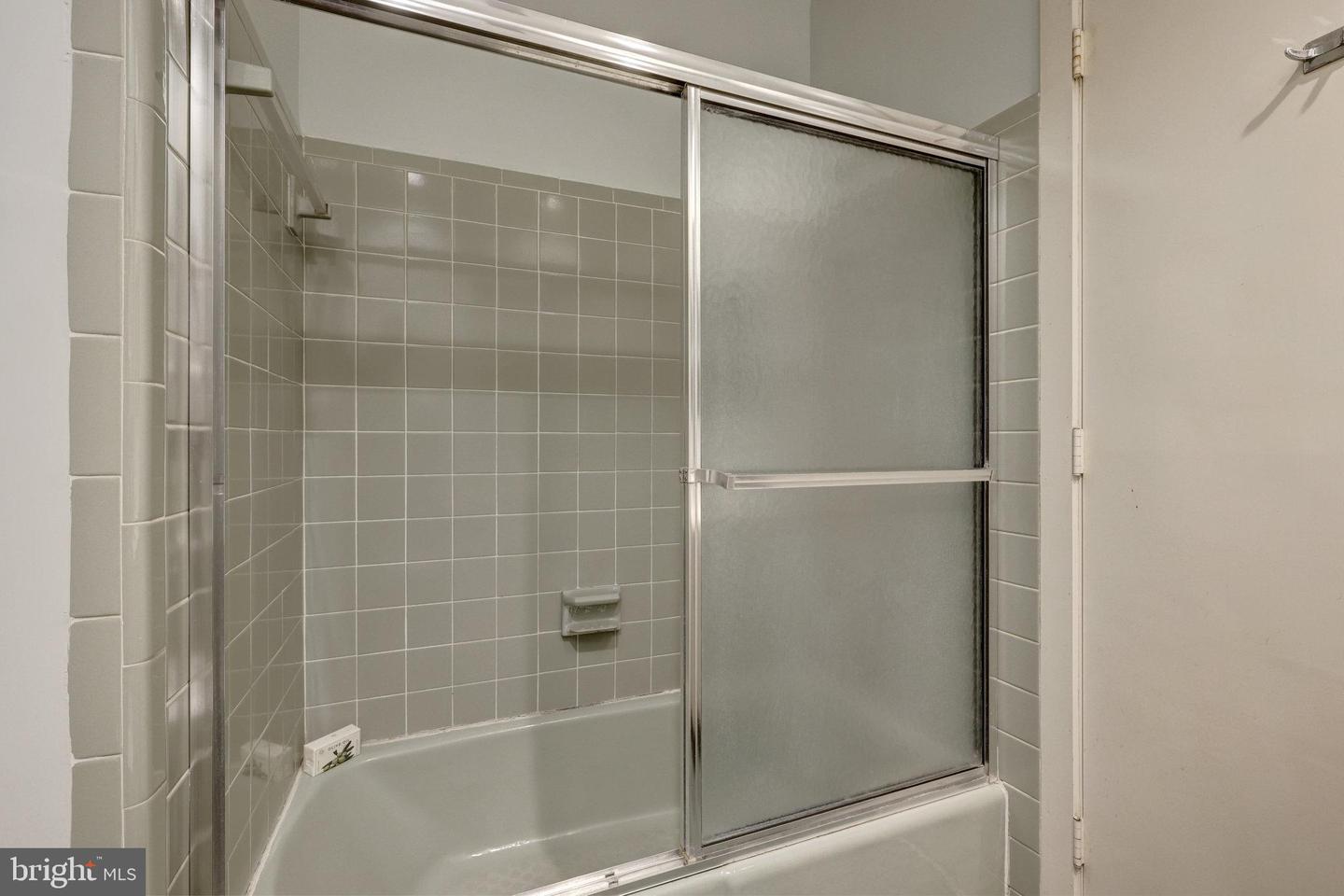 3520 GLENBROOK RD, FAIRFAX, Virginia 22031, 4 Bedrooms Bedrooms, ,3 BathroomsBathrooms,Residential,For sale,3520 GLENBROOK RD,VAFX2242138 MLS # VAFX2242138