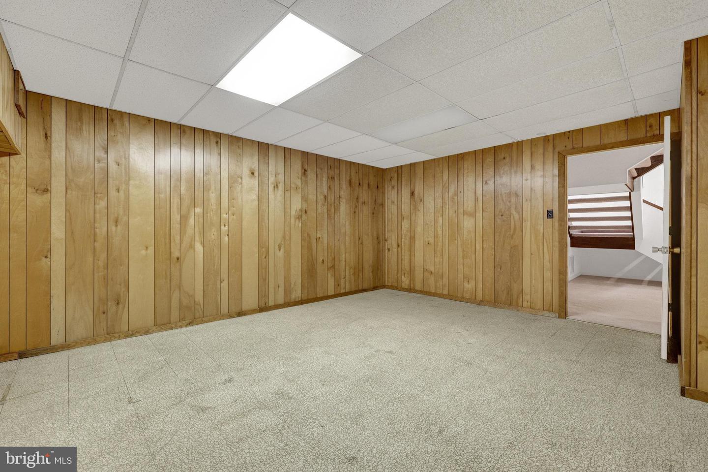 3520 GLENBROOK RD, FAIRFAX, Virginia 22031, 4 Bedrooms Bedrooms, ,3 BathroomsBathrooms,Residential,For sale,3520 GLENBROOK RD,VAFX2242138 MLS # VAFX2242138