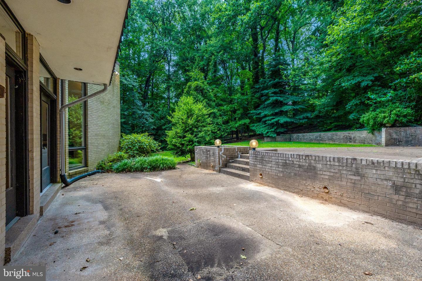 3520 GLENBROOK RD, FAIRFAX, Virginia 22031, 4 Bedrooms Bedrooms, ,3 BathroomsBathrooms,Residential,For sale,3520 GLENBROOK RD,VAFX2242138 MLS # VAFX2242138