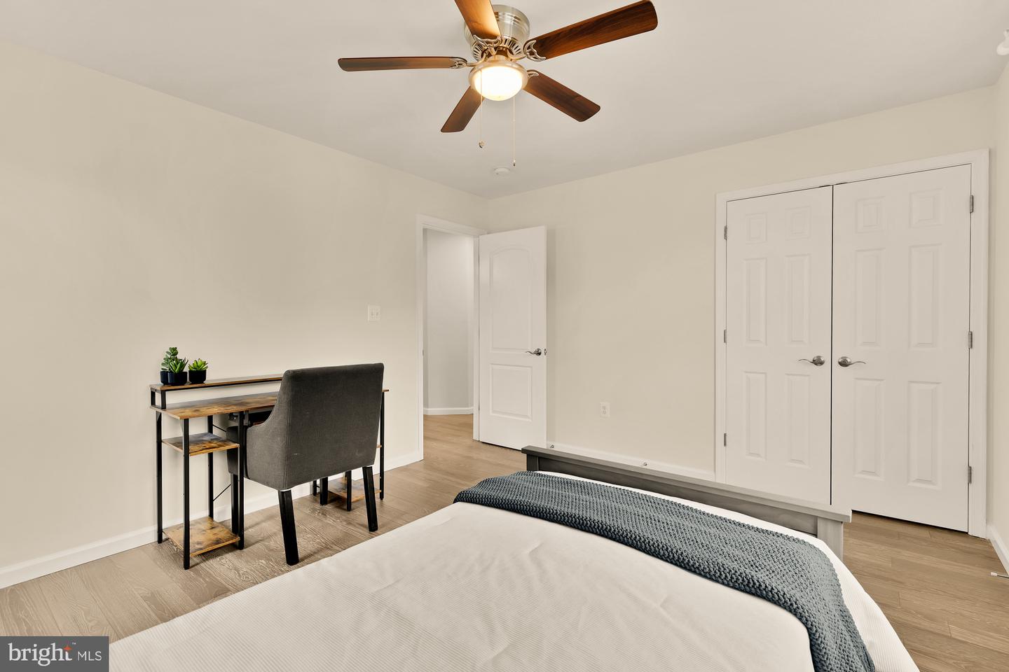 3124 CHEPSTOW LN, FALLS CHURCH, Virginia 22042, 5 Bedrooms Bedrooms, ,3 BathroomsBathrooms,Residential,For sale,3124 CHEPSTOW LN,VAFX2242368 MLS # VAFX2242368