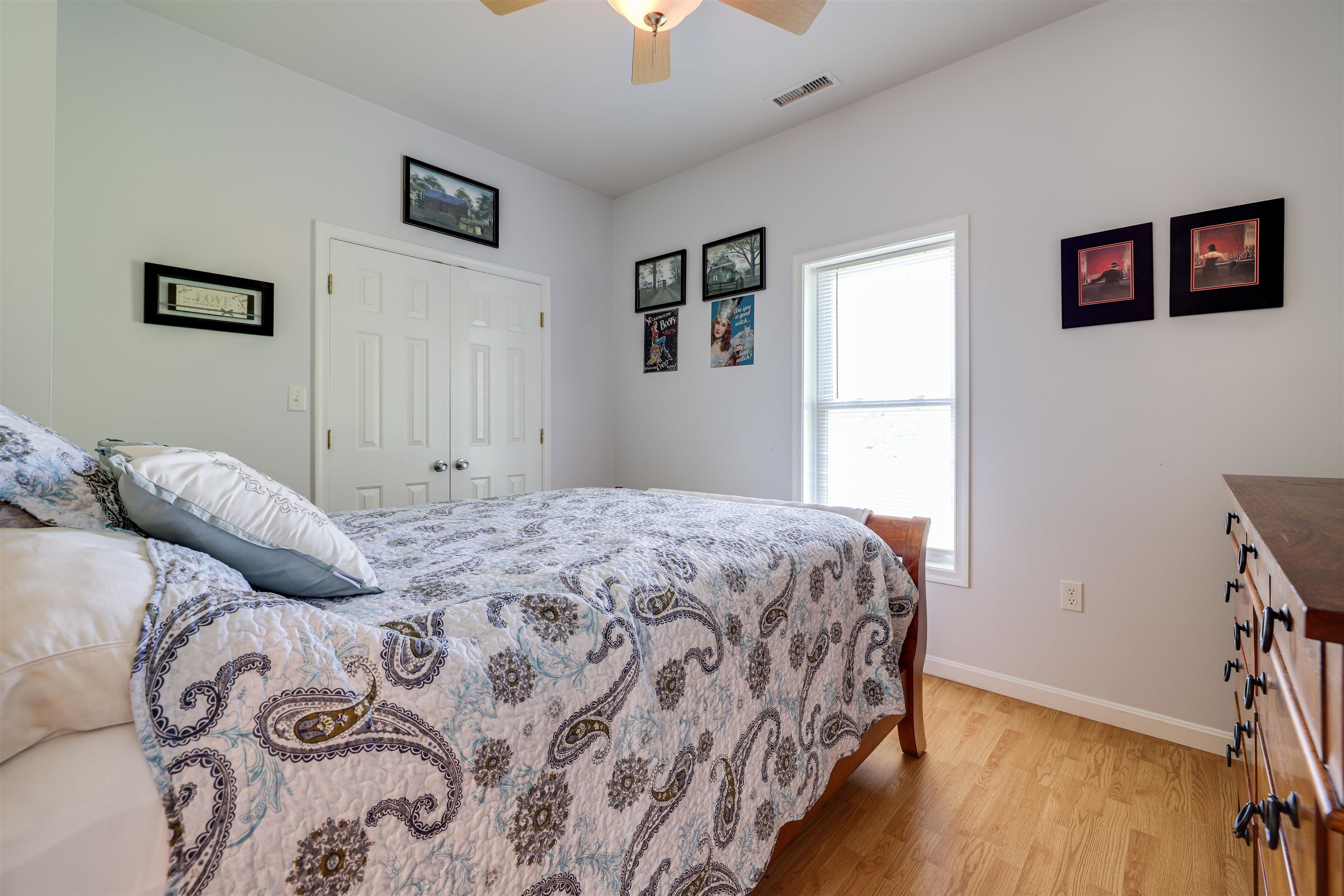 107 VIRGINIA AVE, SHENANDOAH, Virginia 22849, 2 Bedrooms Bedrooms, ,2 BathroomsBathrooms,Residential,107 VIRGINIA AVE,666721 MLS # 666721