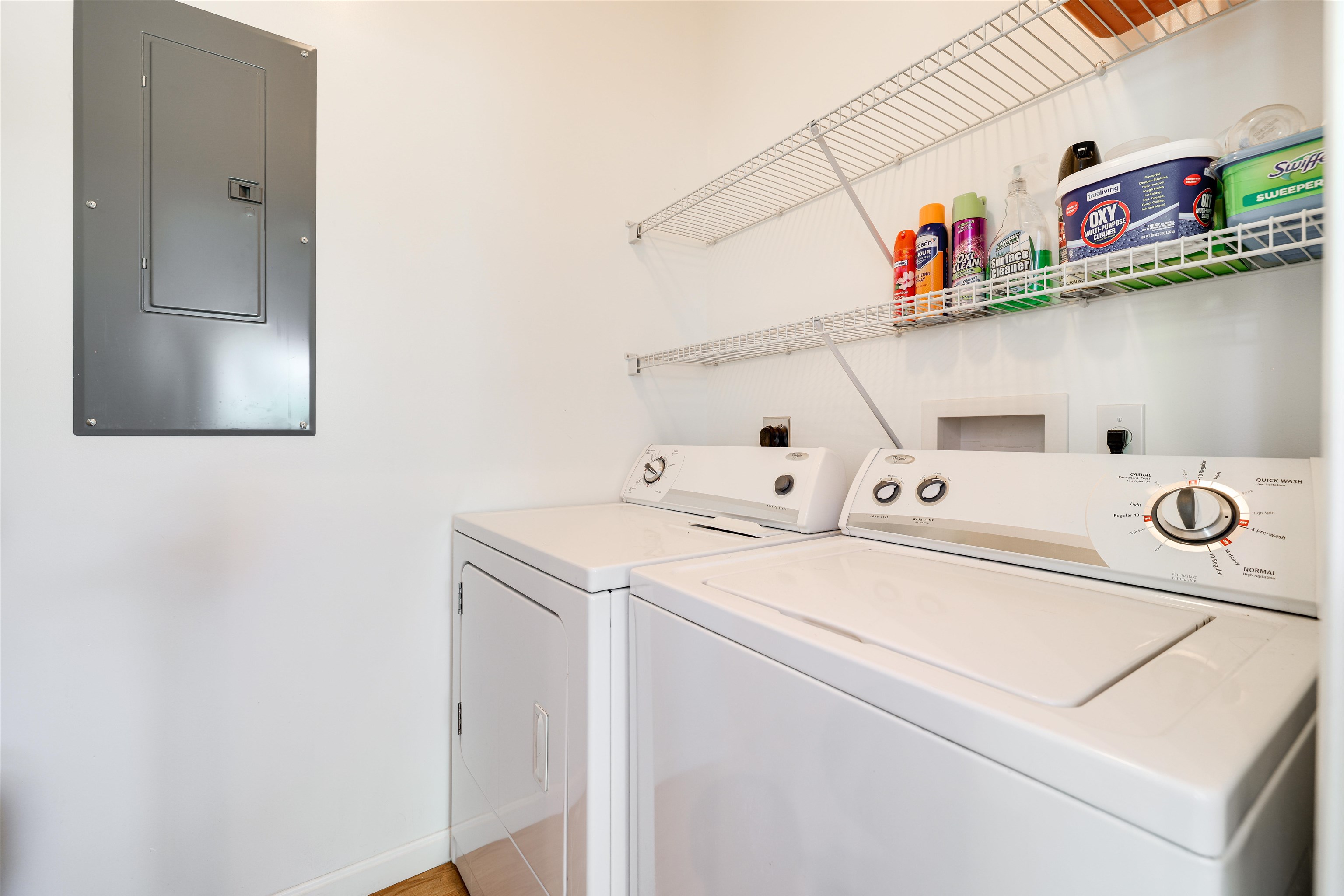 107 VIRGINIA AVE, SHENANDOAH, Virginia 22849, 2 Bedrooms Bedrooms, ,2 BathroomsBathrooms,Residential,107 VIRGINIA AVE,666721 MLS # 666721