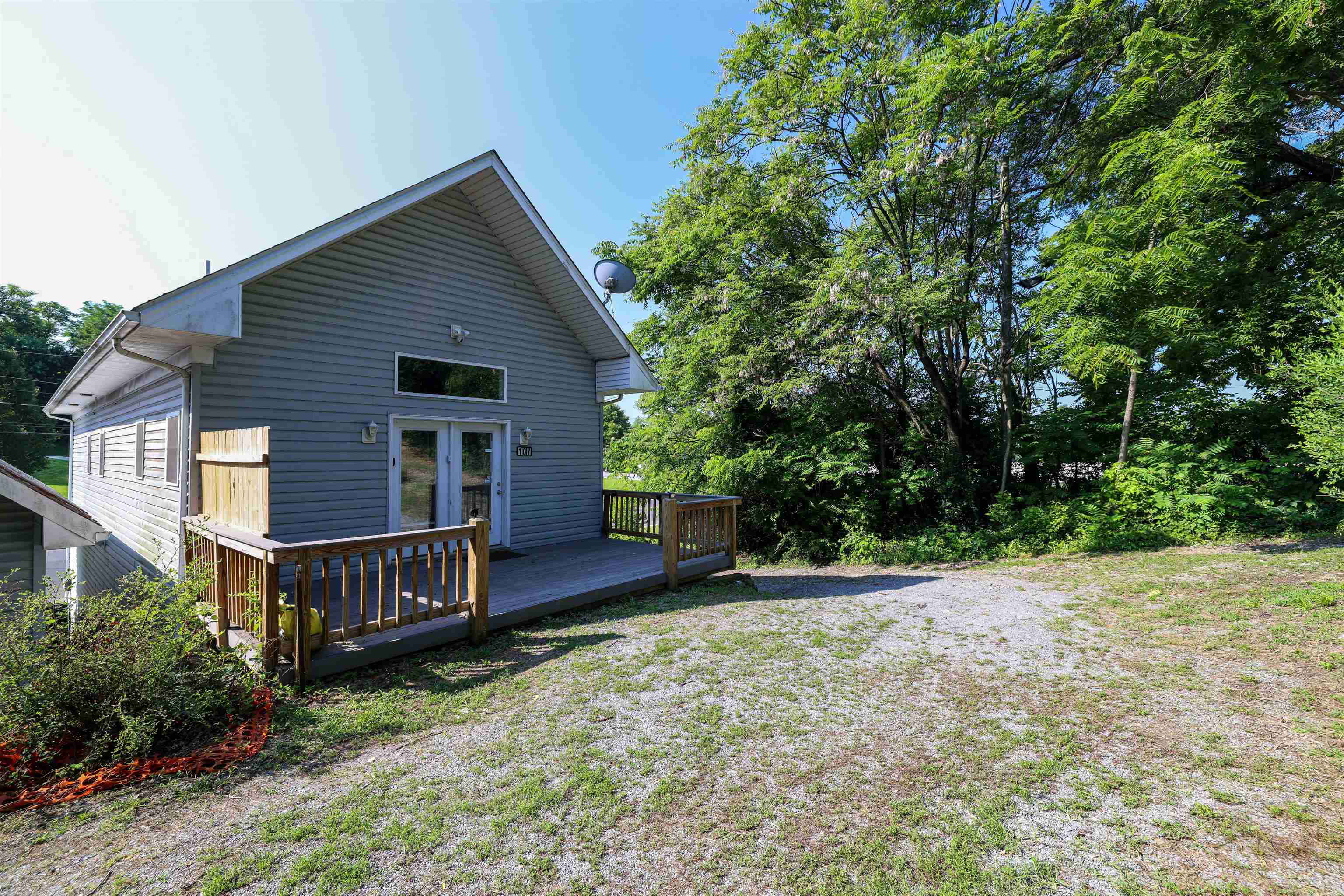 107 VIRGINIA AVE, SHENANDOAH, Virginia 22849, 2 Bedrooms Bedrooms, ,2 BathroomsBathrooms,Residential,107 VIRGINIA AVE,666721 MLS # 666721