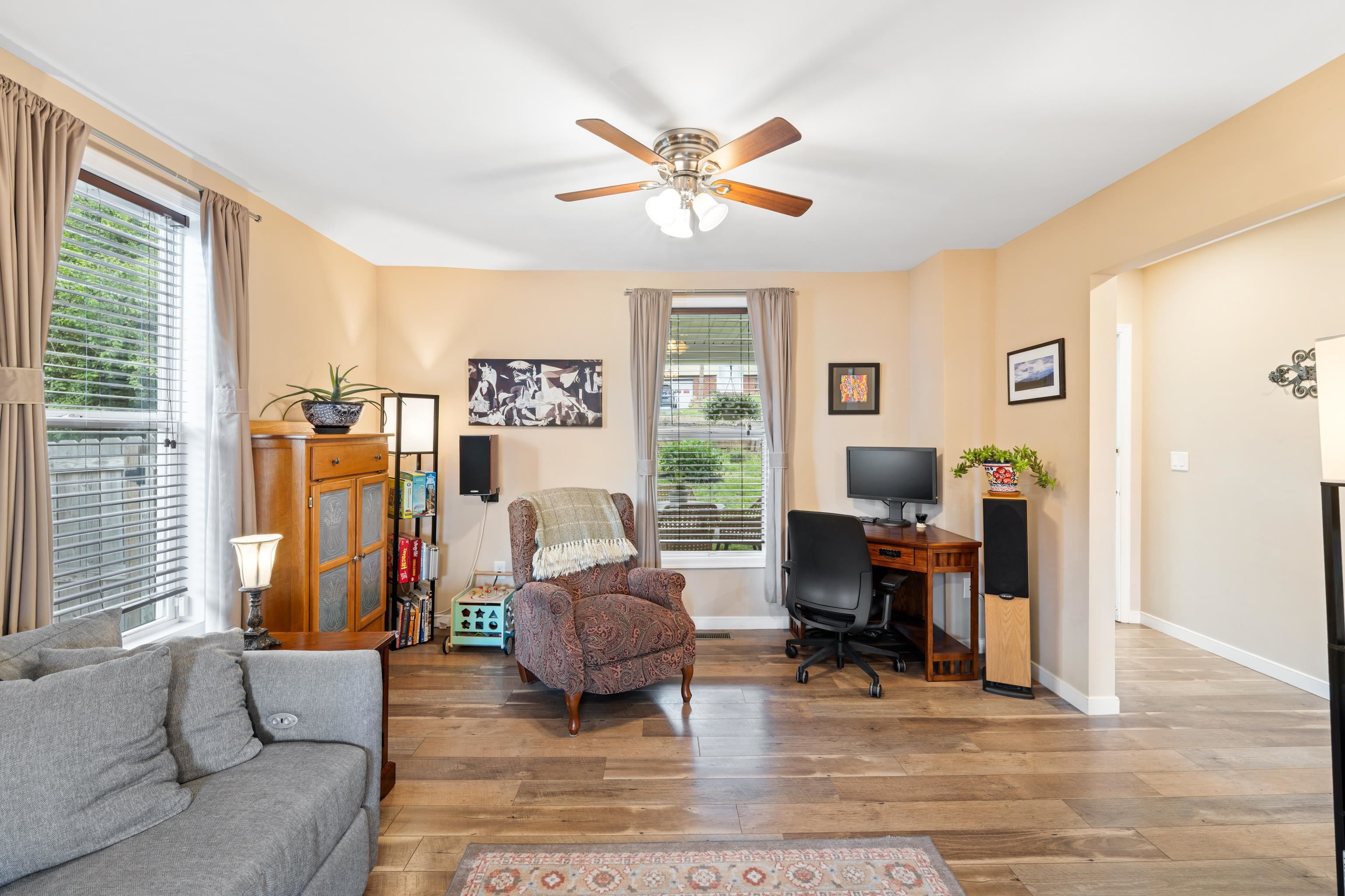 832 GRAYSON AVE, WAYNESBORO, Virginia 22980, 4 Bedrooms Bedrooms, ,2 BathroomsBathrooms,Residential,832 GRAYSON AVE,666723 MLS # 666723
