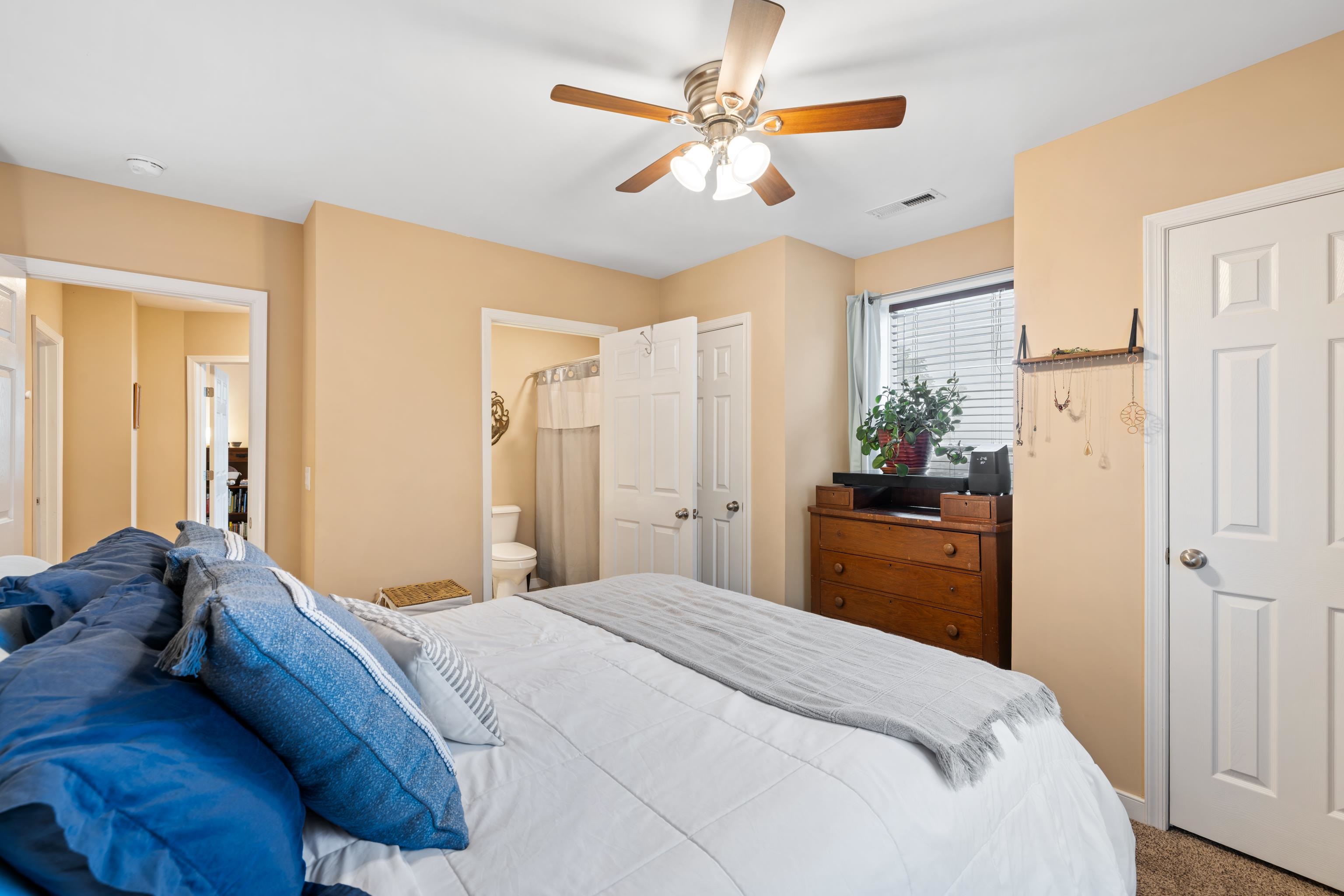 832 GRAYSON AVE, WAYNESBORO, Virginia 22980, 4 Bedrooms Bedrooms, ,2 BathroomsBathrooms,Residential,832 GRAYSON AVE,666723 MLS # 666723