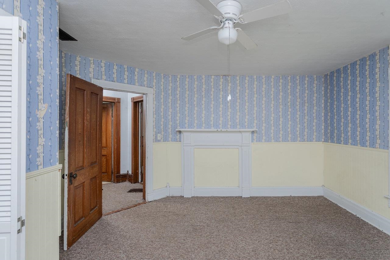1221 KEEZLETOWN RD, WEYERS CAVE, Virginia 24486, 3 Bedrooms Bedrooms, ,1 BathroomBathrooms,Residential,1221 KEEZLETOWN RD,666733 MLS # 666733