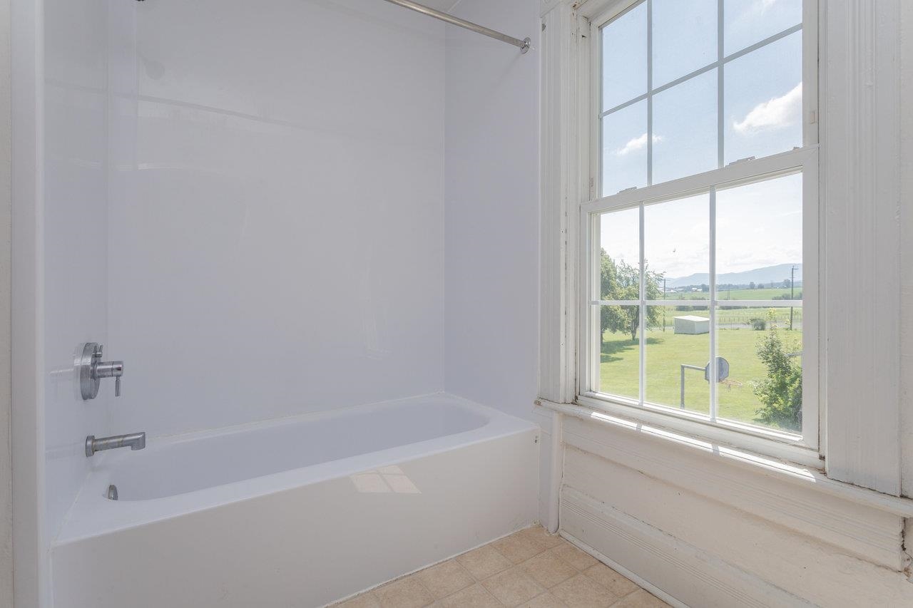 1221 KEEZLETOWN RD, WEYERS CAVE, Virginia 24486, 3 Bedrooms Bedrooms, ,1 BathroomBathrooms,Residential,1221 KEEZLETOWN RD,666733 MLS # 666733