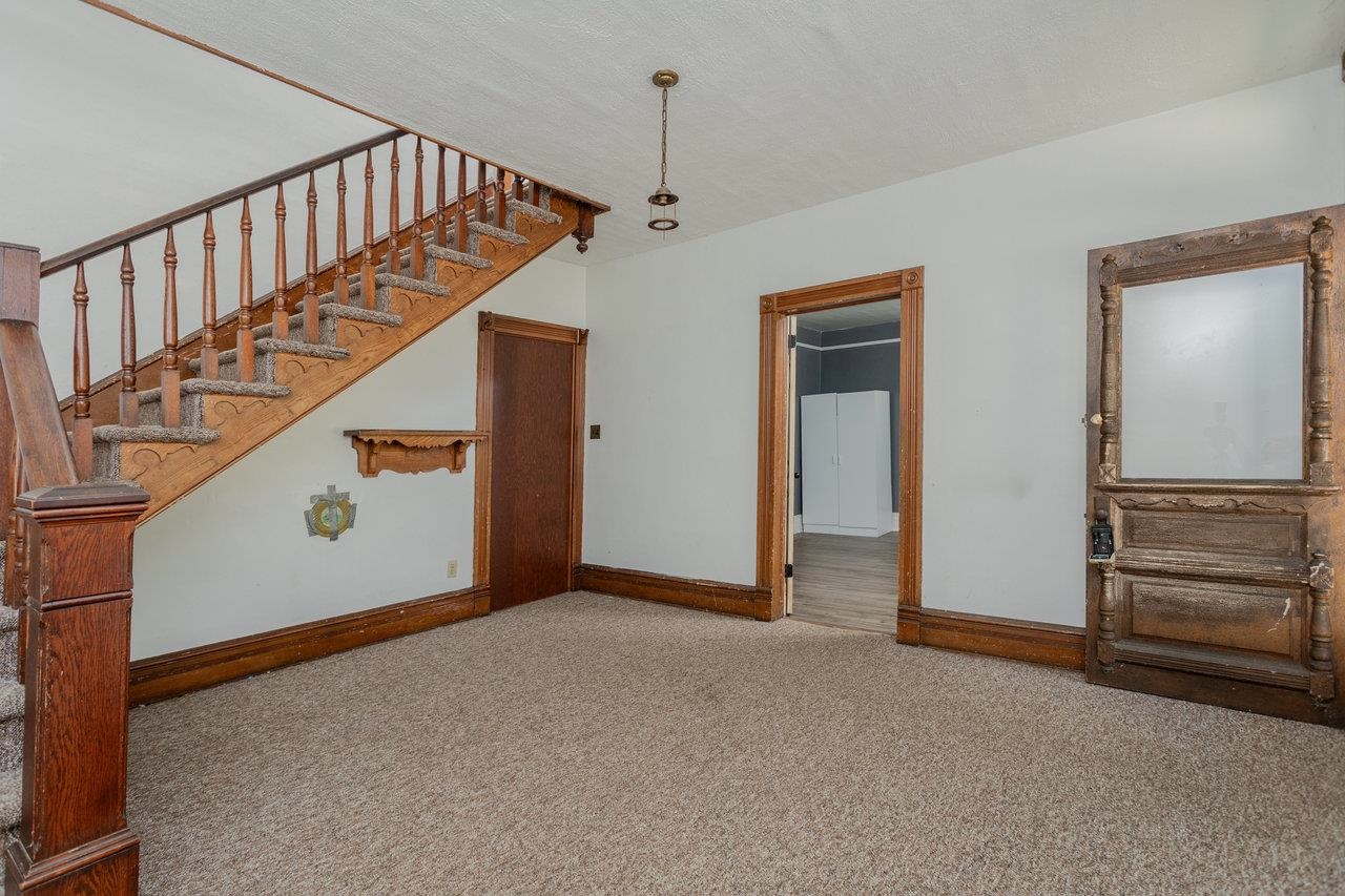 1221 KEEZLETOWN RD, WEYERS CAVE, Virginia 24486, 3 Bedrooms Bedrooms, ,1 BathroomBathrooms,Residential,1221 KEEZLETOWN RD,666733 MLS # 666733